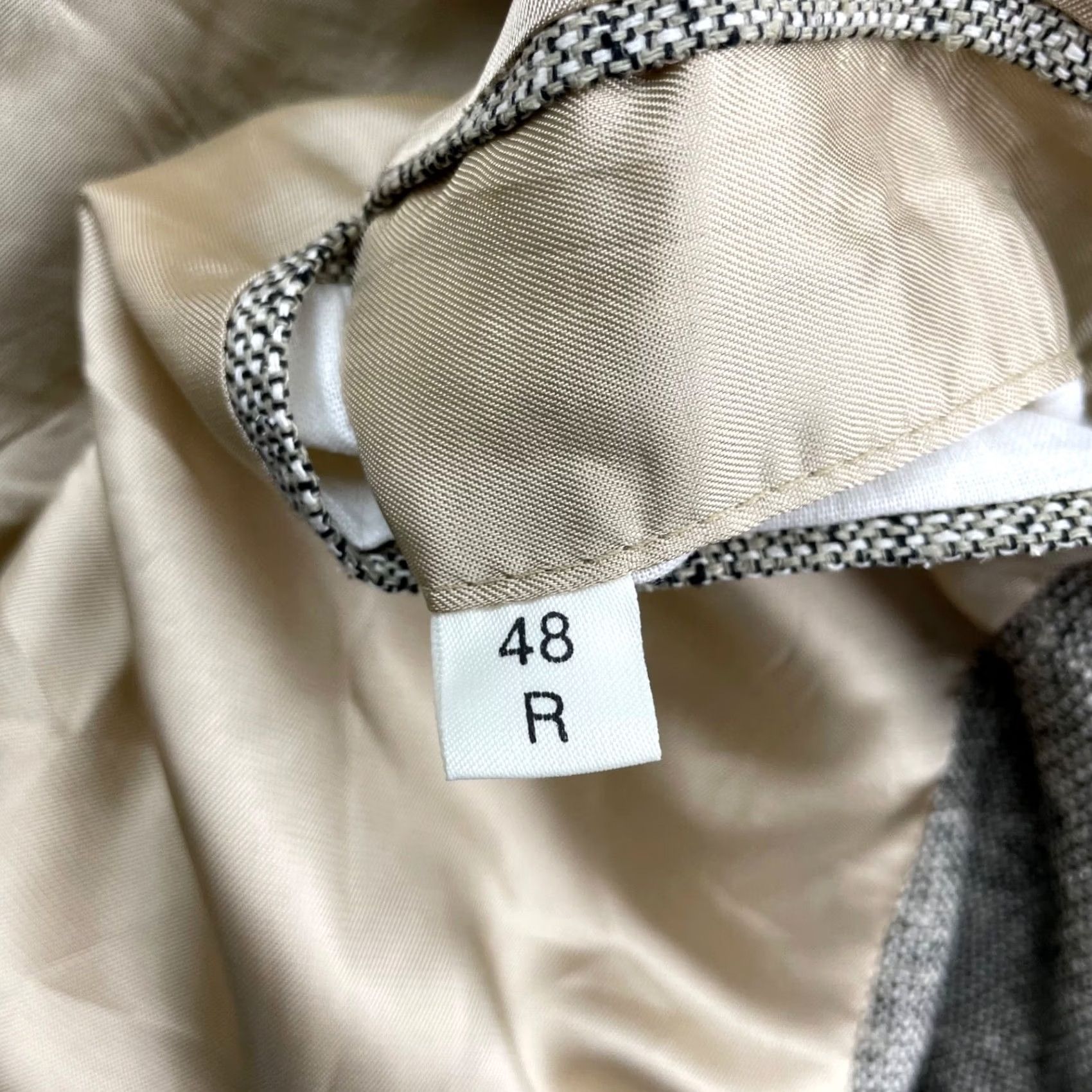 Vintage VINTAGE English Manor Blazer Jacket Beige/Black 2-Button 100% Silk Tweed 48R Mens Size 48R - 7 Thumbnail