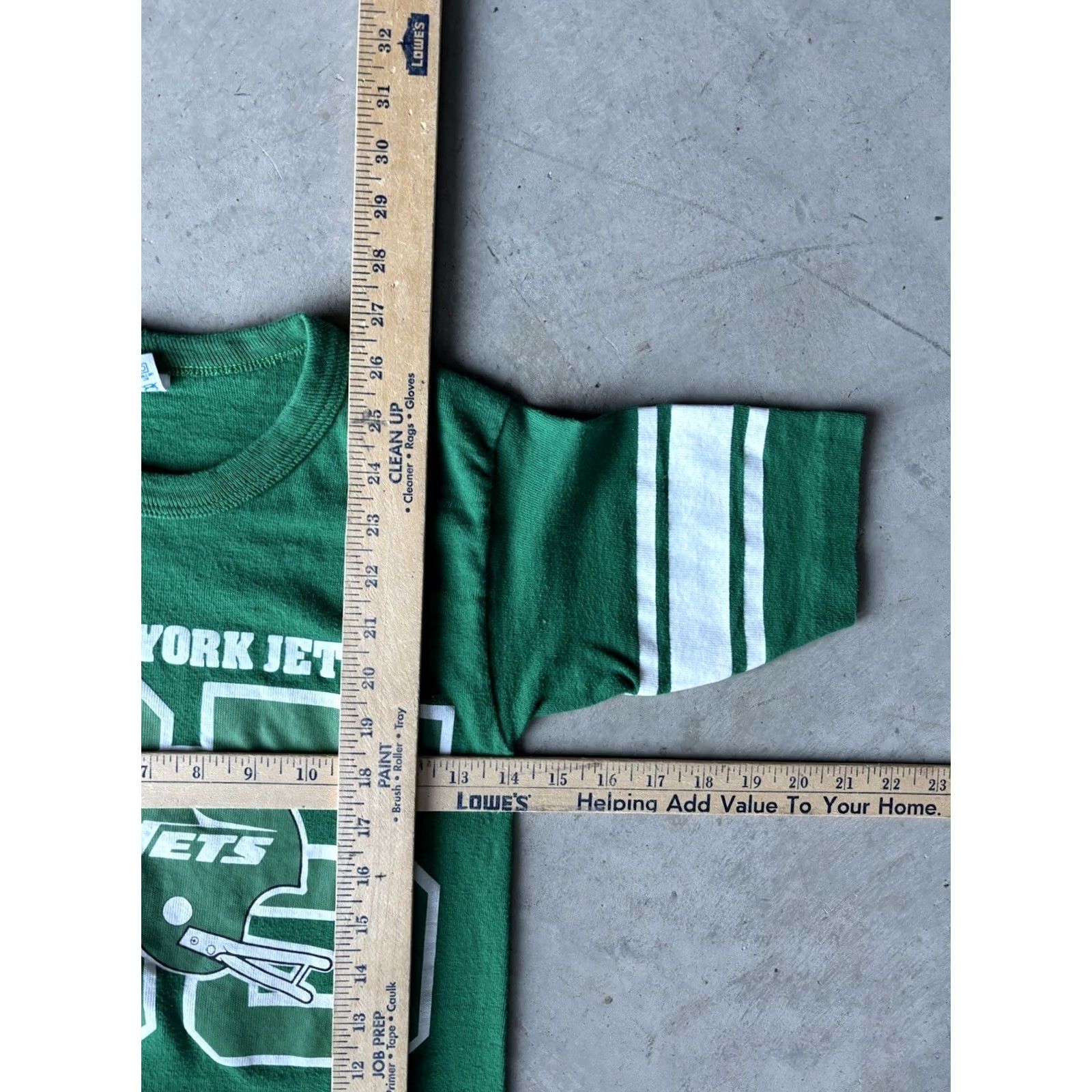 Champion VINTAGE Champion New York Jets Jersey Tee size S green 80s Mens Size US S / EU 44-46 / 1 - 8 Thumbnail