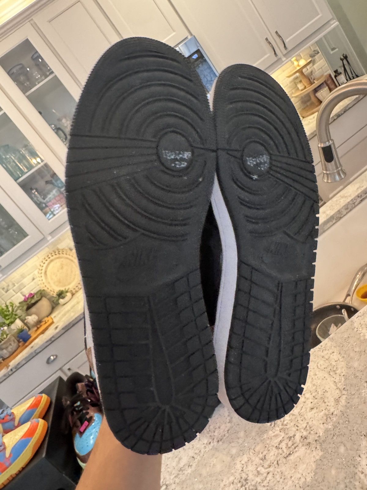 Jordan Brand Air Jordan 1 Retro High OG NRG Gold Toe - Size 11M Size US 11 / EU 44 - 4 Thumbnail