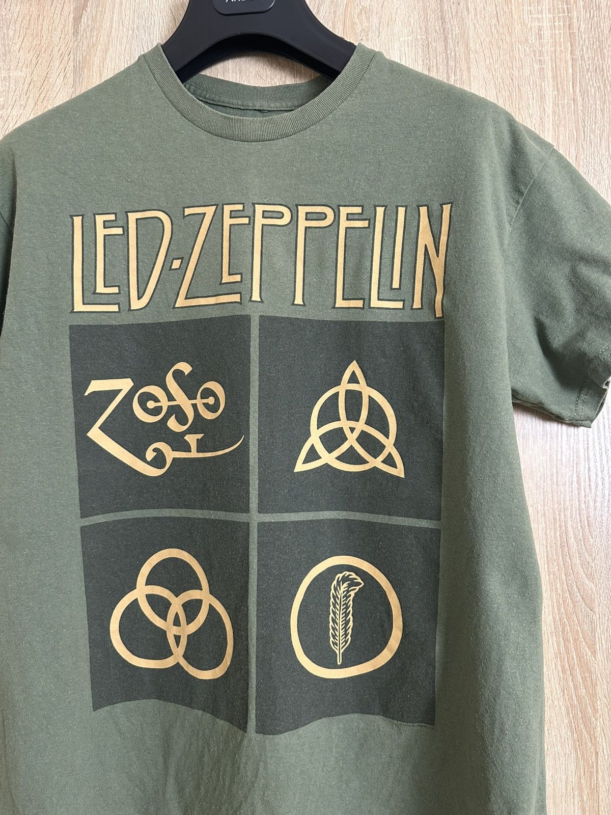 Band Tees 🔥 Led Zeppelin IV Zoso Album Rock Band T Shirt Vintage Y2K Size US L / EU 52-54 / 3 - 2 Thumbnail