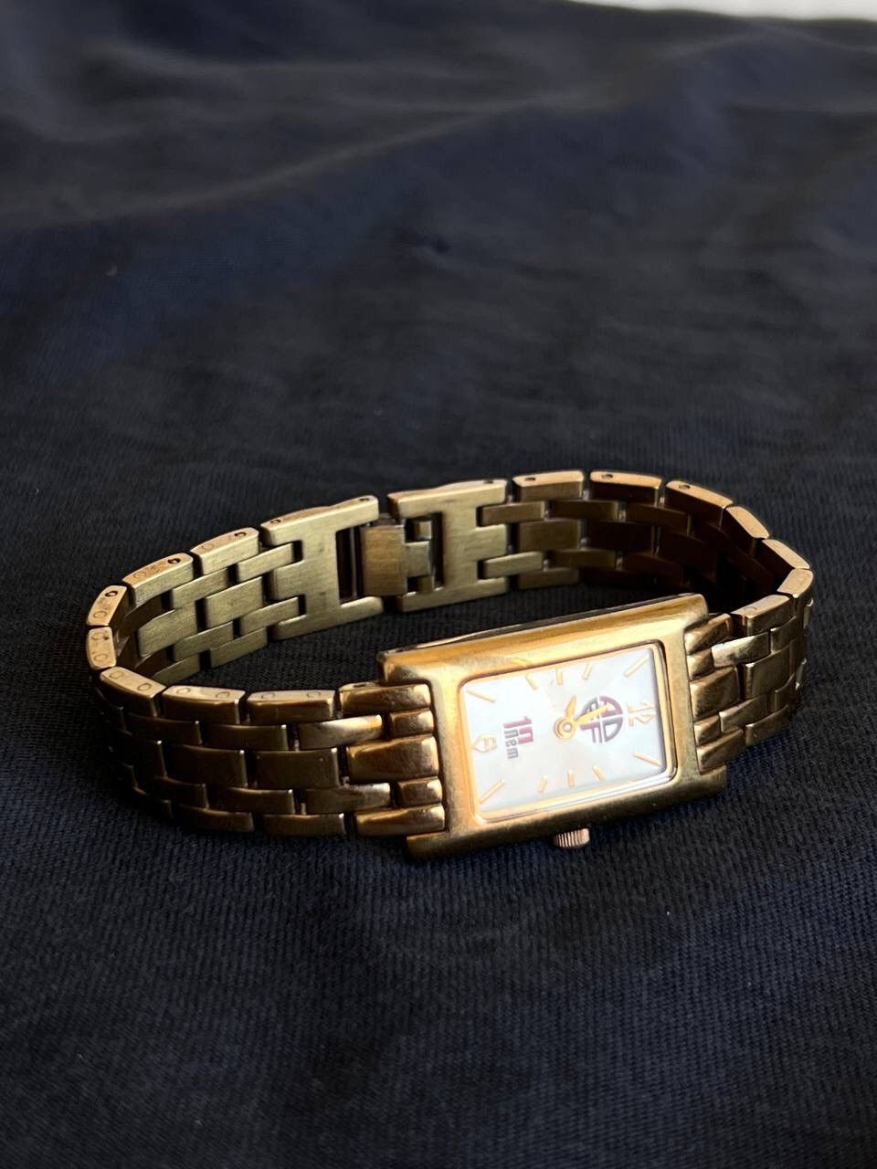 Japanese Brand Vintage Japanese style futuristic Form Tank Gold Link Watch Size ONE SIZE - 2 Thumbnail