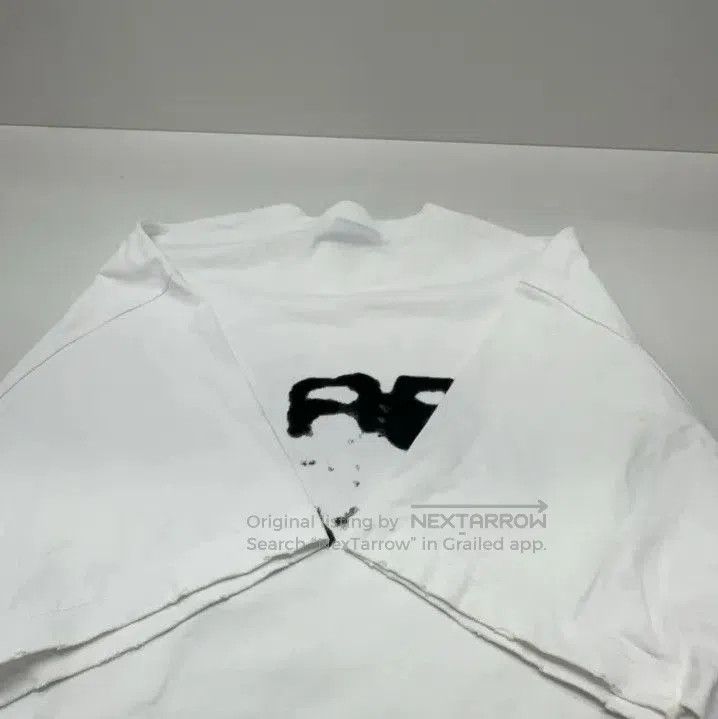 Balenciaga Balenciaga Graphic Print White Short Sleeve T. Size US XS / EU 42 / 0 - 8 Thumbnail