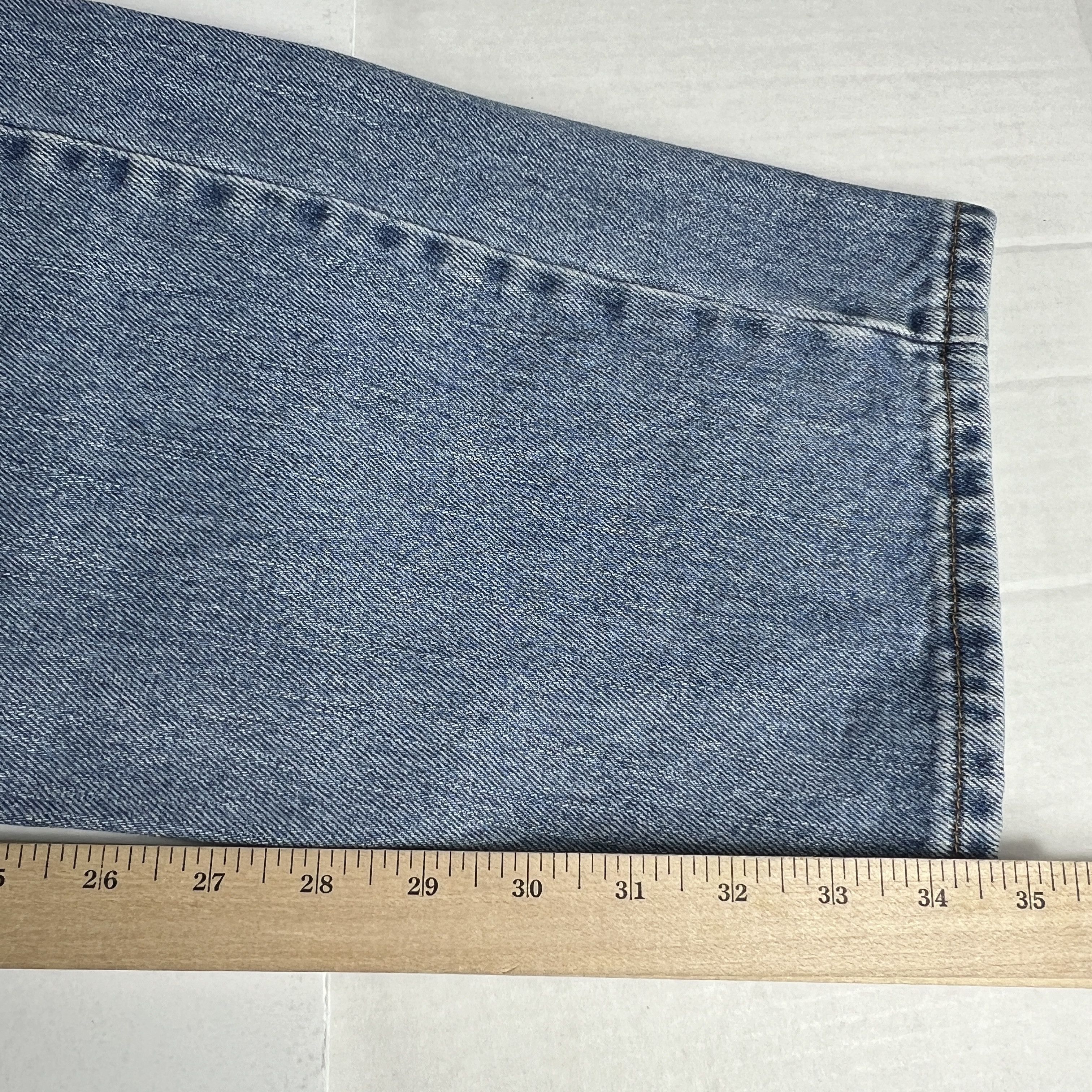 Levi's Y2K Levi's Jeans 550 Relaxed Fit Blue Faded Cotton Denim Size US 33 - 19 Thumbnail
