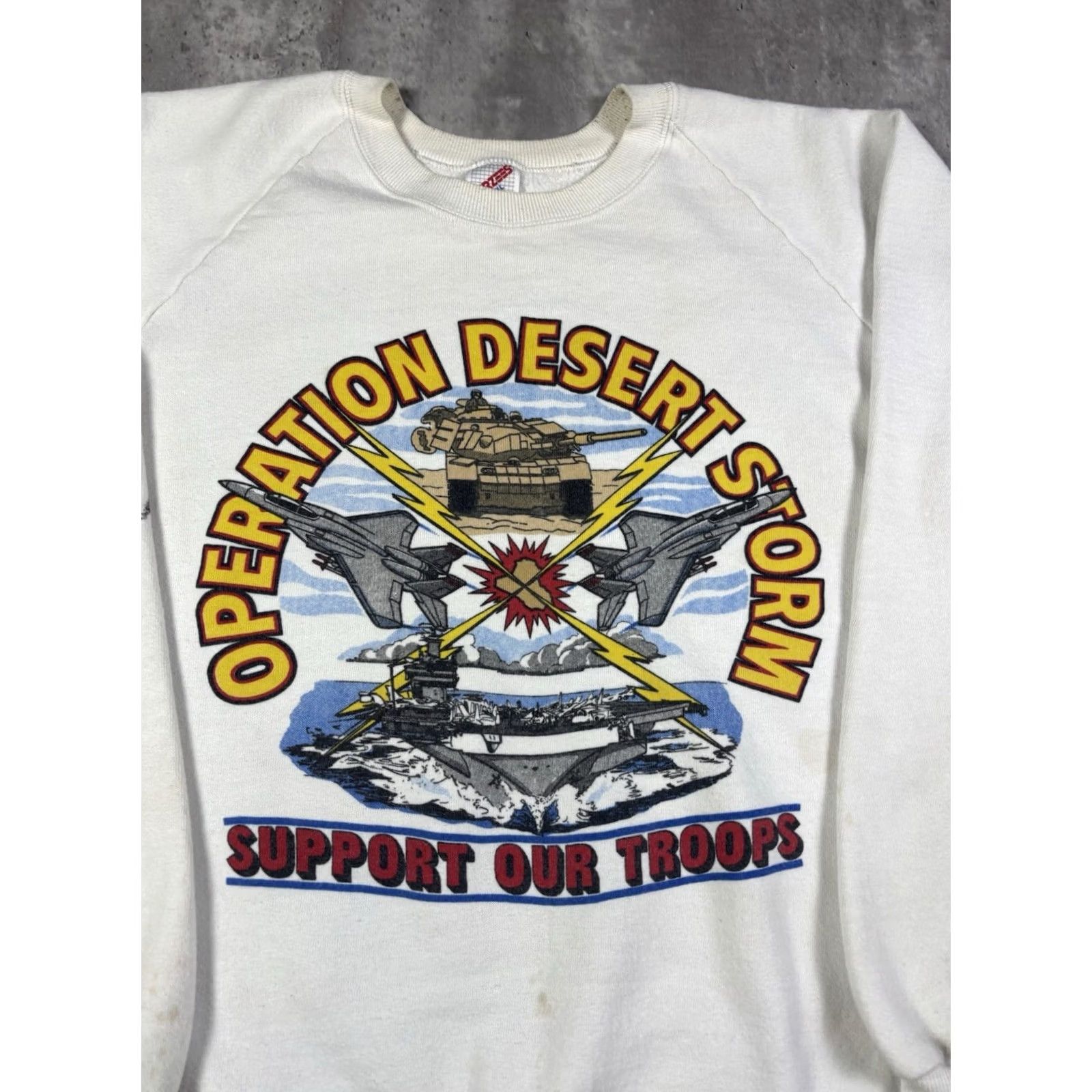 Vintage VINTAGE 80s Operation Desert Storm Military Pullover Sweatshirt White XL Mens Graphic Print Storm Heavyweight Knit Cotton Pullover 1980s US Army Size US XL / EU 56 / 4 - 3 Thumbnail