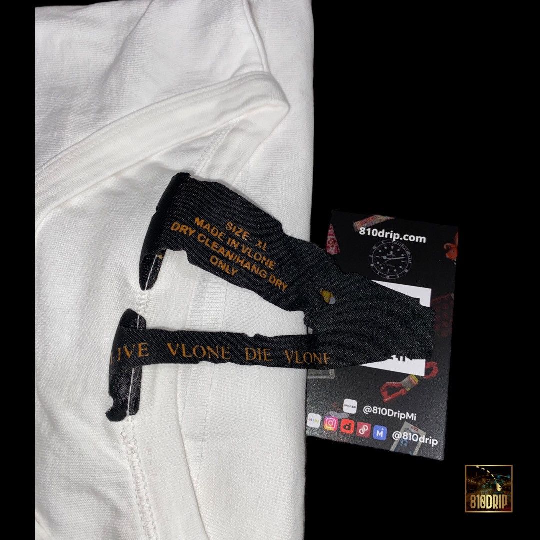 Vlone Vlone Green Staple Tee White (XL) Size US XL / EU 56 / 4 - 4 Thumbnail