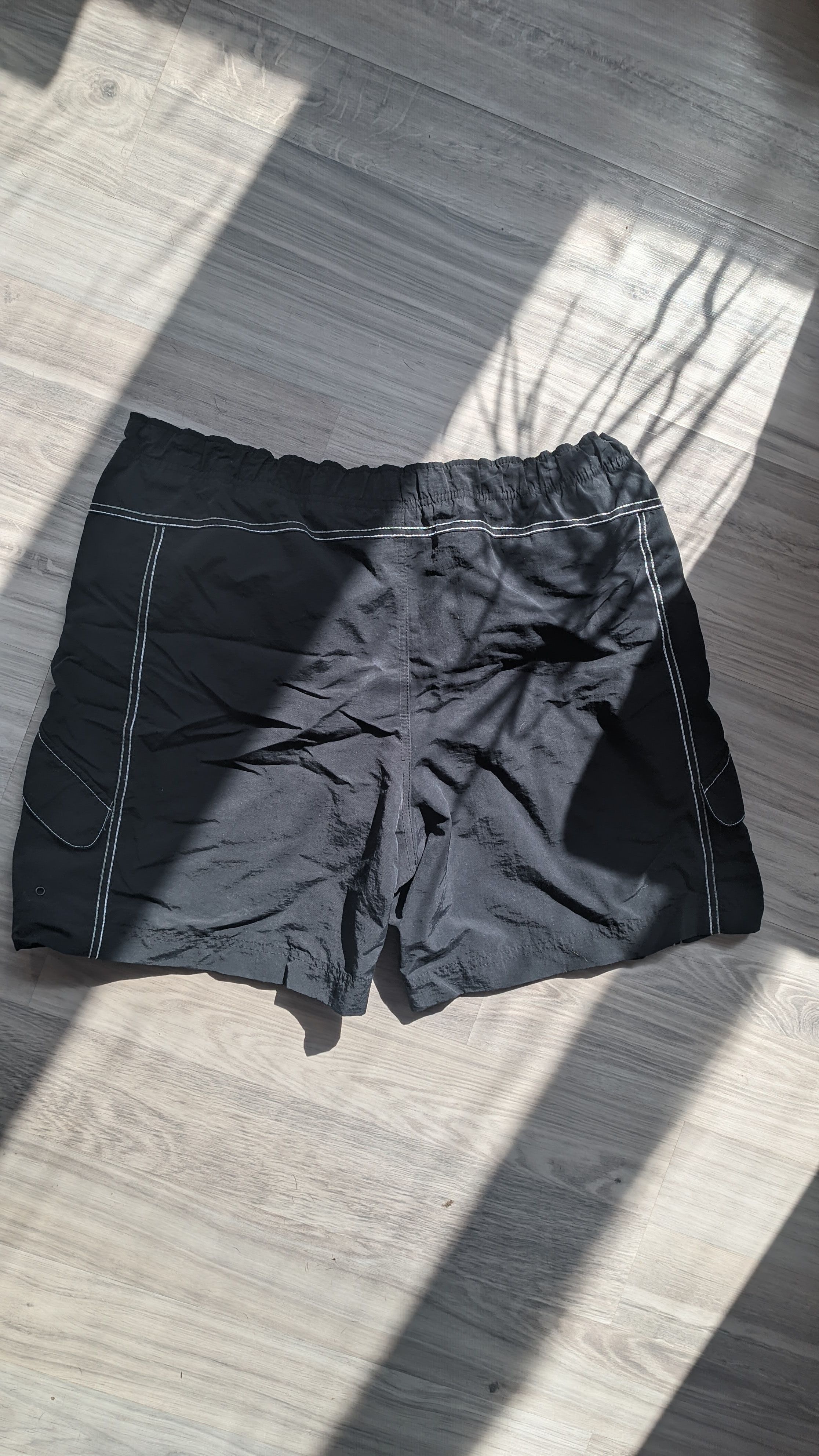Nike × Vintage Nike vintage nylon shorts Size US 34 / EU 50 - 3 Thumbnail