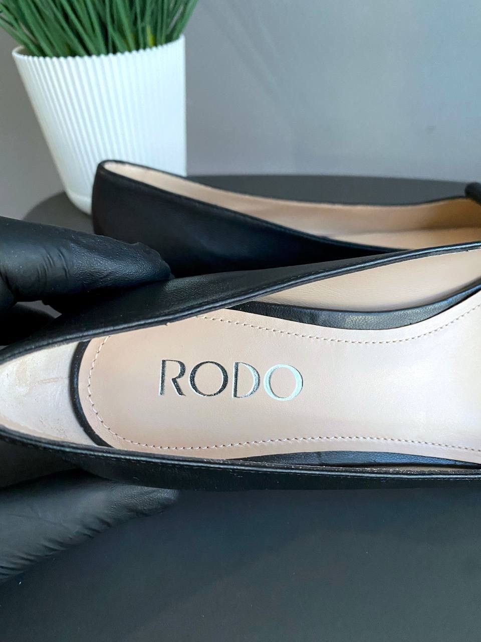 Designer RODO Leather Ballet Flats Lotus Crystal Embellished, 40,5 Size US 9.5 / IT 39.5 - 12 Thumbnail