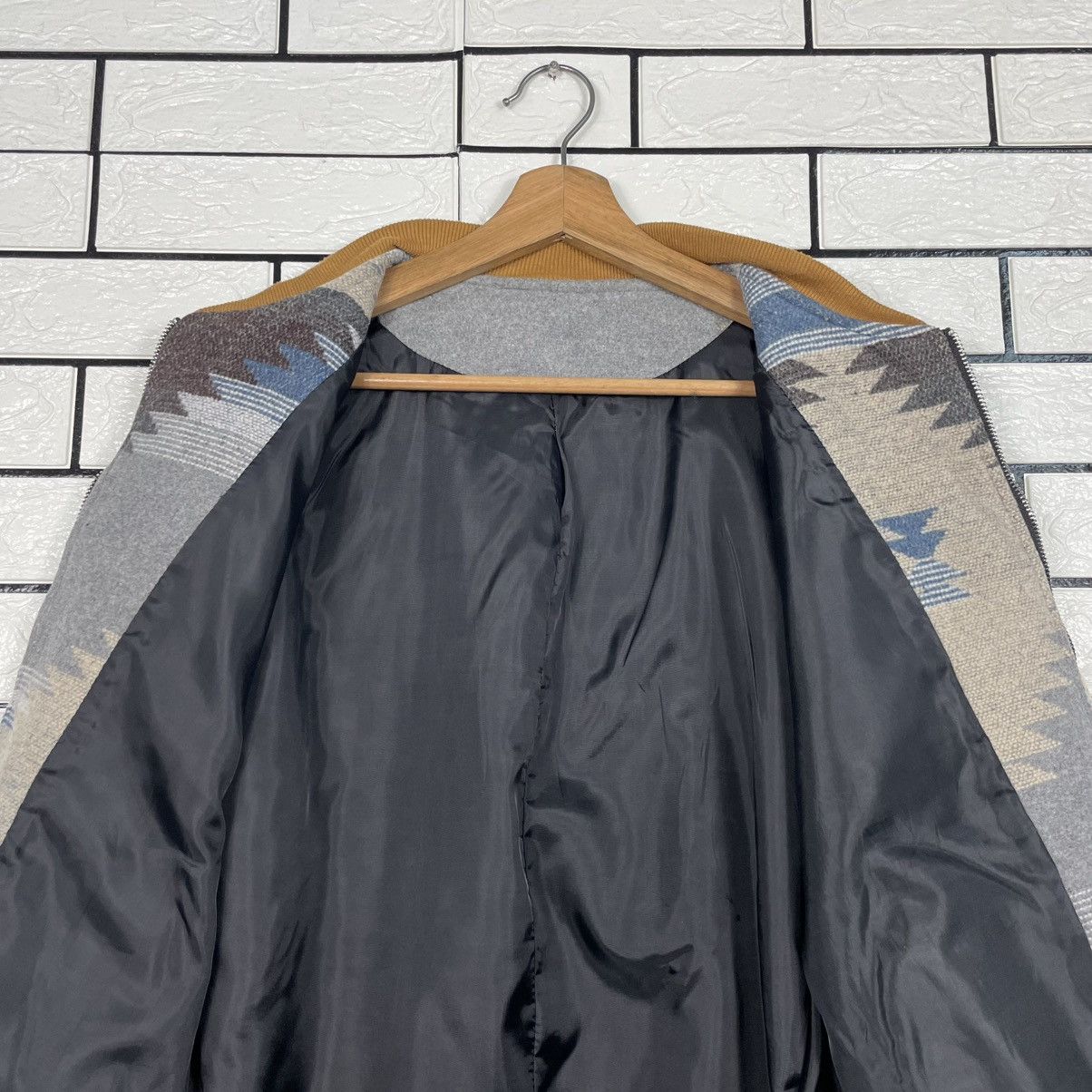 Japanese Brand Japanese Brand Girly Doll Aztech Navajo Zipper Jacket Size M / US 6-8 / IT 42-44 - 12 Thumbnail