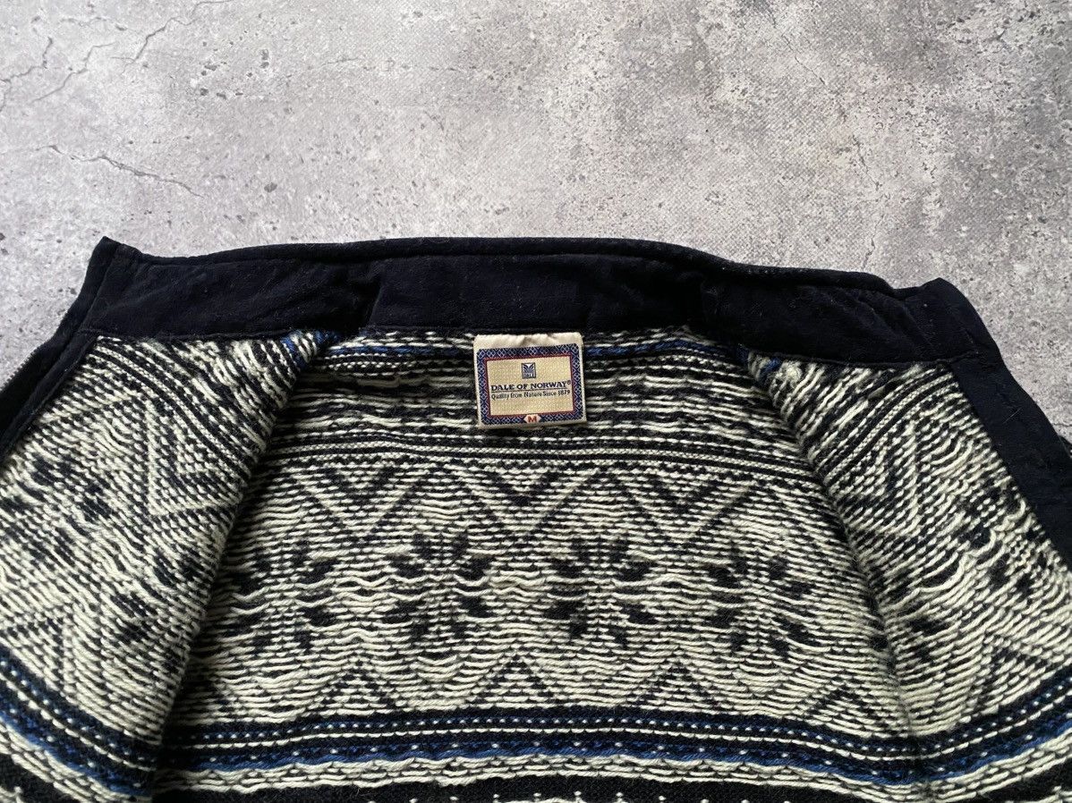 Dale Of Norway Vintage Dale Of Norway Sweater Men Size M Wool Icelandic Size US M / EU 48-50 / 2 - 13 Thumbnail
