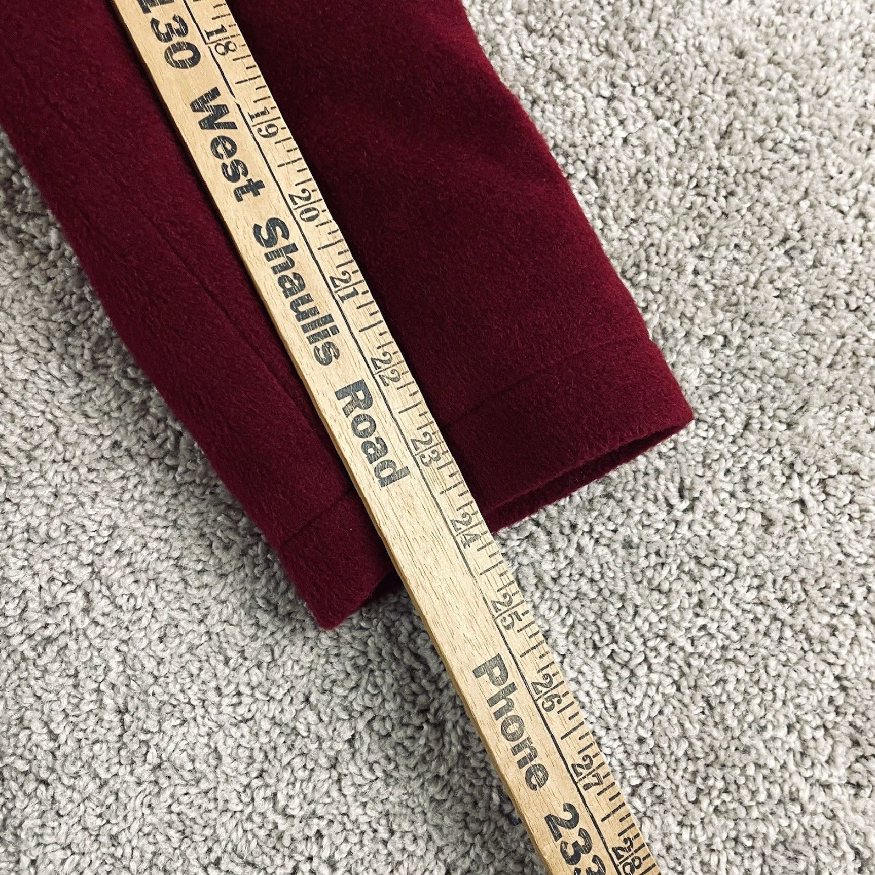 Vintage L.L. Bean Coat Women’s Large Wool Blend Button Cozy Fleece Chore Barn R1 Jacket/Coat Mid-Length Long Sleeve Red Size L / US 10 / IT 46 - 6 Thumbnail