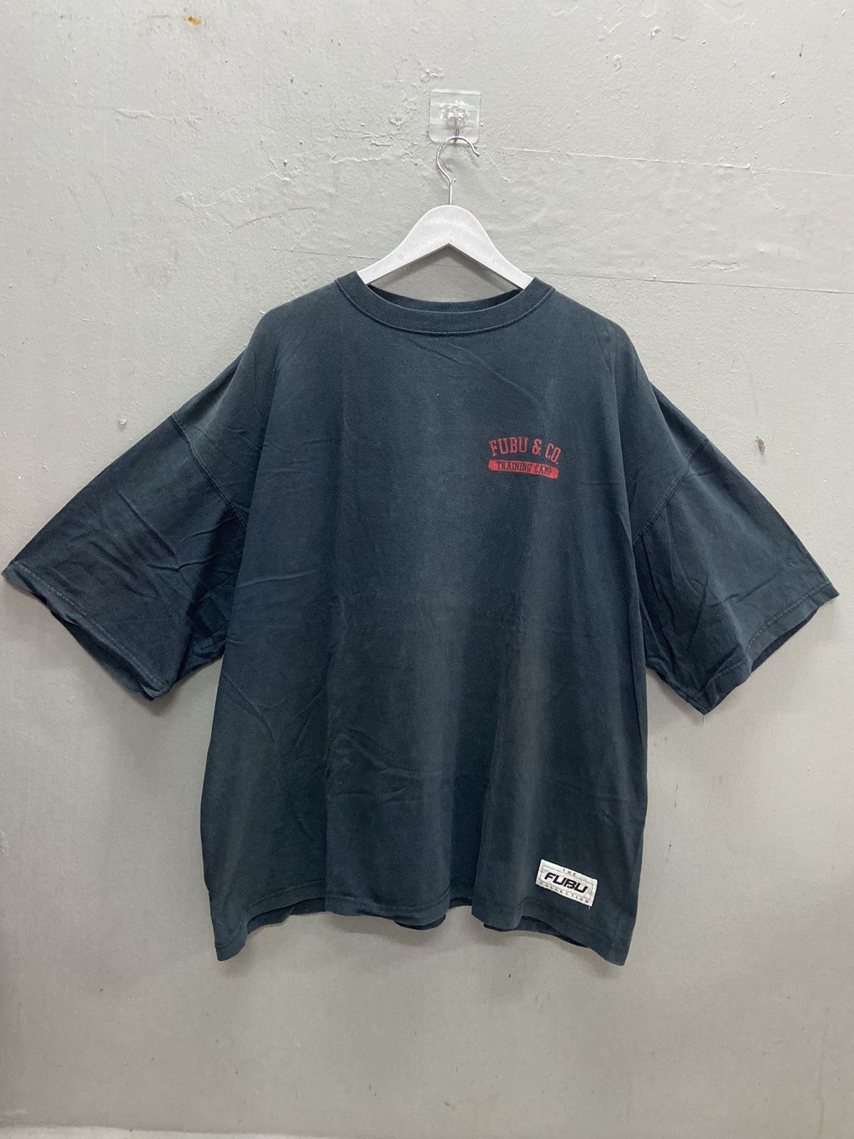 Fubu FUBU & CO TRAINING CAMP OVERSIZED TEE SHIRT Size US XXL / EU 58 / 5 - 2 Thumbnail