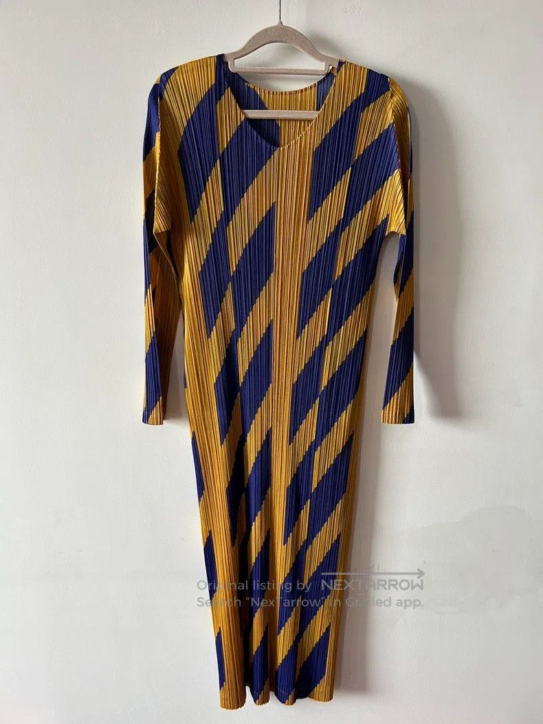Issey Miyake Issey Miyake size:4 Yellow Dress Size S / US 4 / IT 40 - 1 Thumbnail