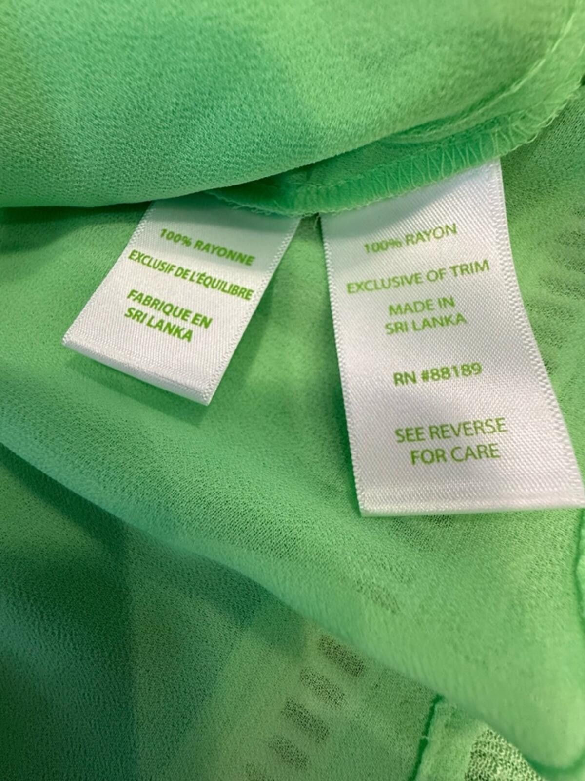 Other Lilly Pulitzer green tunic top white lace ruffled hem SZ XXS Size XXS / US 00 / IT 34 - 10 Thumbnail