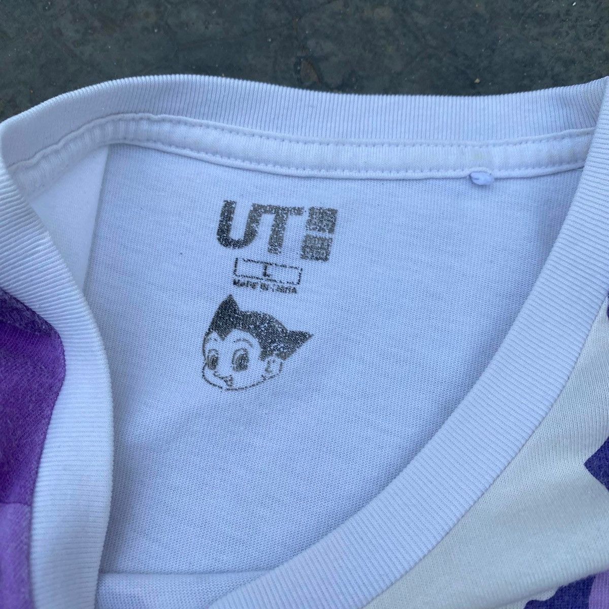 Uniqlo RARE ‼️ Astro Boy Size US L / EU 52-54 / 3 - 3 Thumbnail