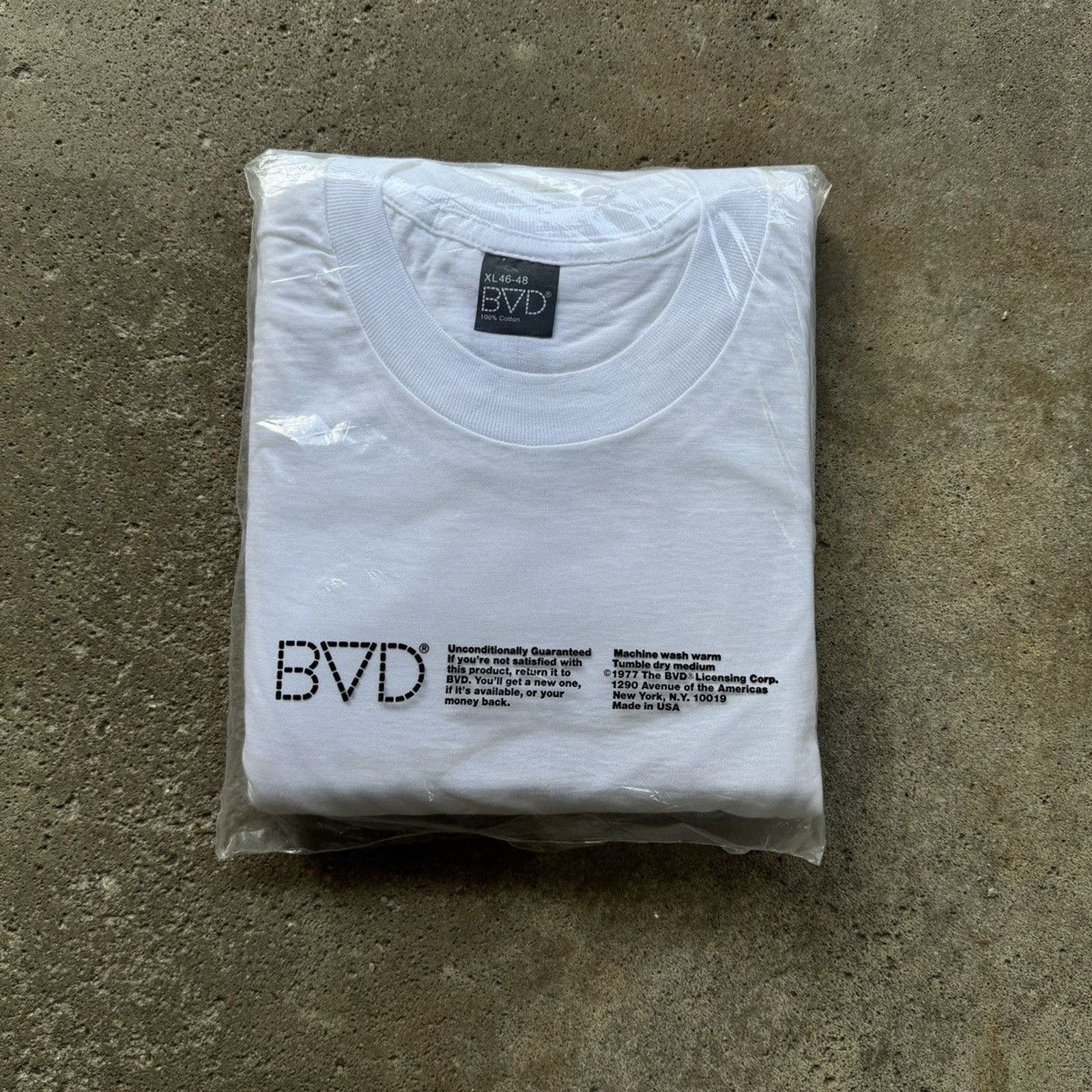 Vintage Vintage 70s BVD Blank White Combed Cotton Tee Shirt Pack (3) Size US XL / EU 56 / 4 - 1 Thumbnail
