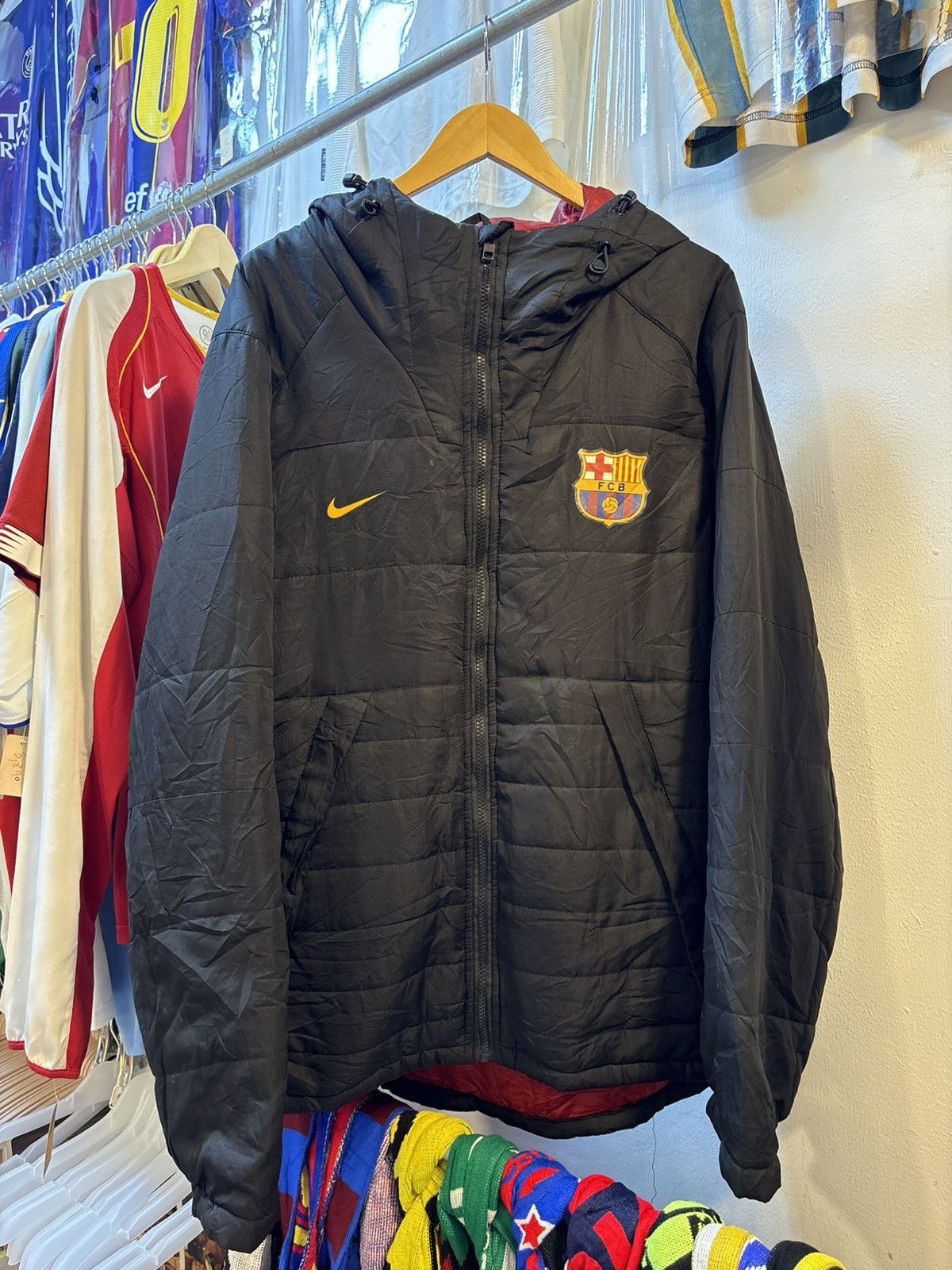 Nike Vintage Y2K FC Barcelona Puffer Jacket Size US XXL / EU 58 / 5 - 1 Thumbnail