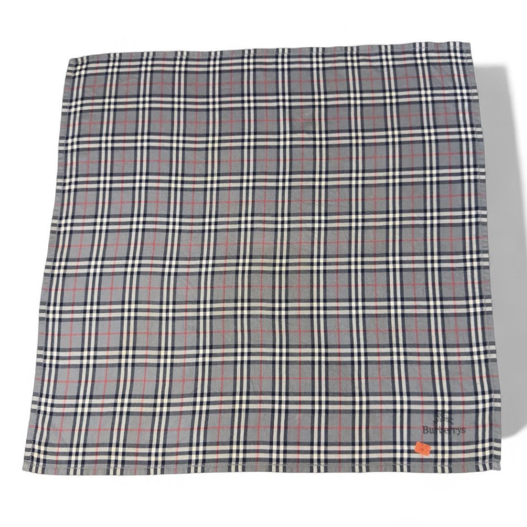 Burberry 🔥Handkerchief | Neckerchief | Bandana | Pocket-square | Size ONE SIZE - 3 Thumbnail