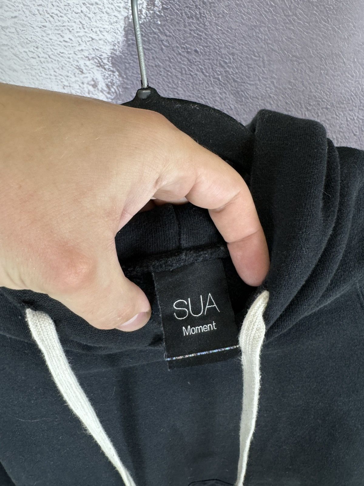 Designer Sua Moment Scratch Logo Pullover Hoodie Rare black Size US L / EU 52-54 / 3 - 11 Thumbnail