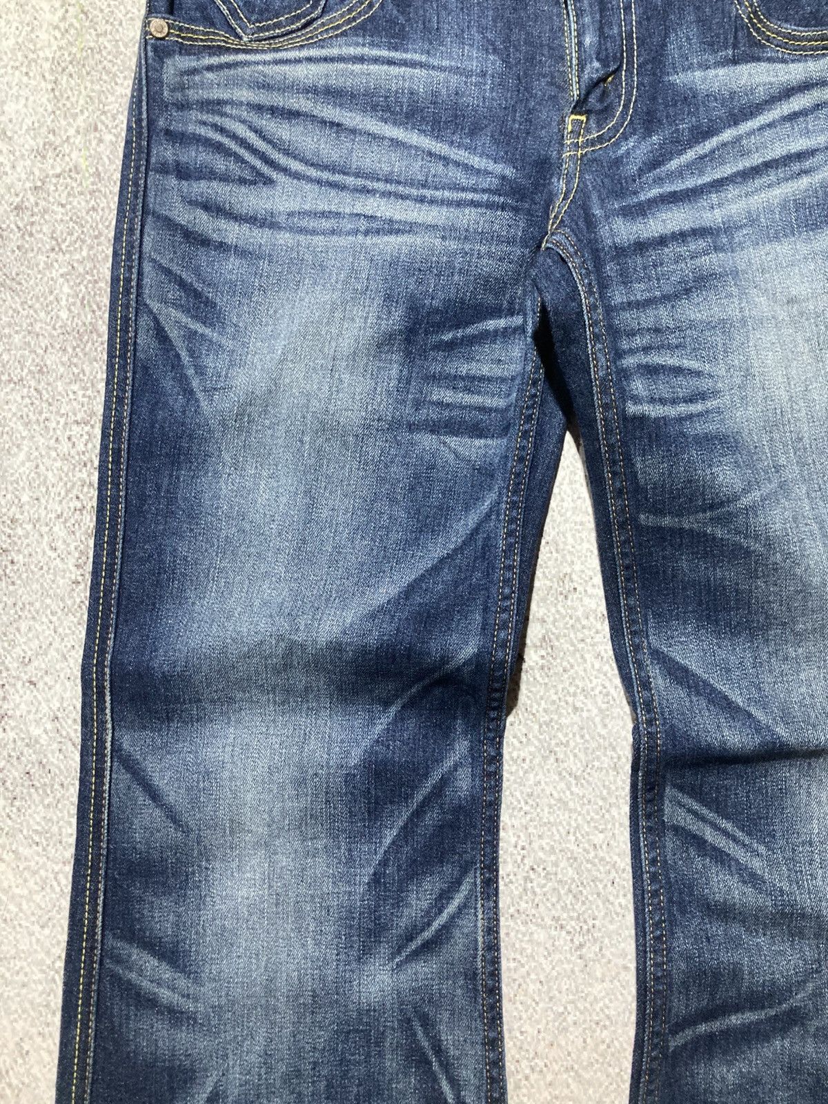 Levi's Vintage Clothing Vintage Levis Buckleback Bootcut Clawmark Flared Jeans Pants Size US 30 / EU 46 - 10 Thumbnail
