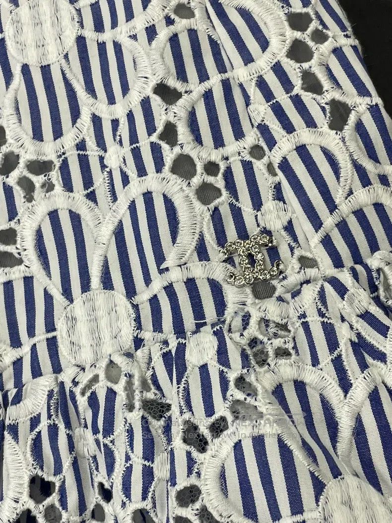 Other Chanel 25C Early Spring Holiday Embroidered Flower Strap D Size XS / US 0-2 / IT 36-38 - 2 Thumbnail