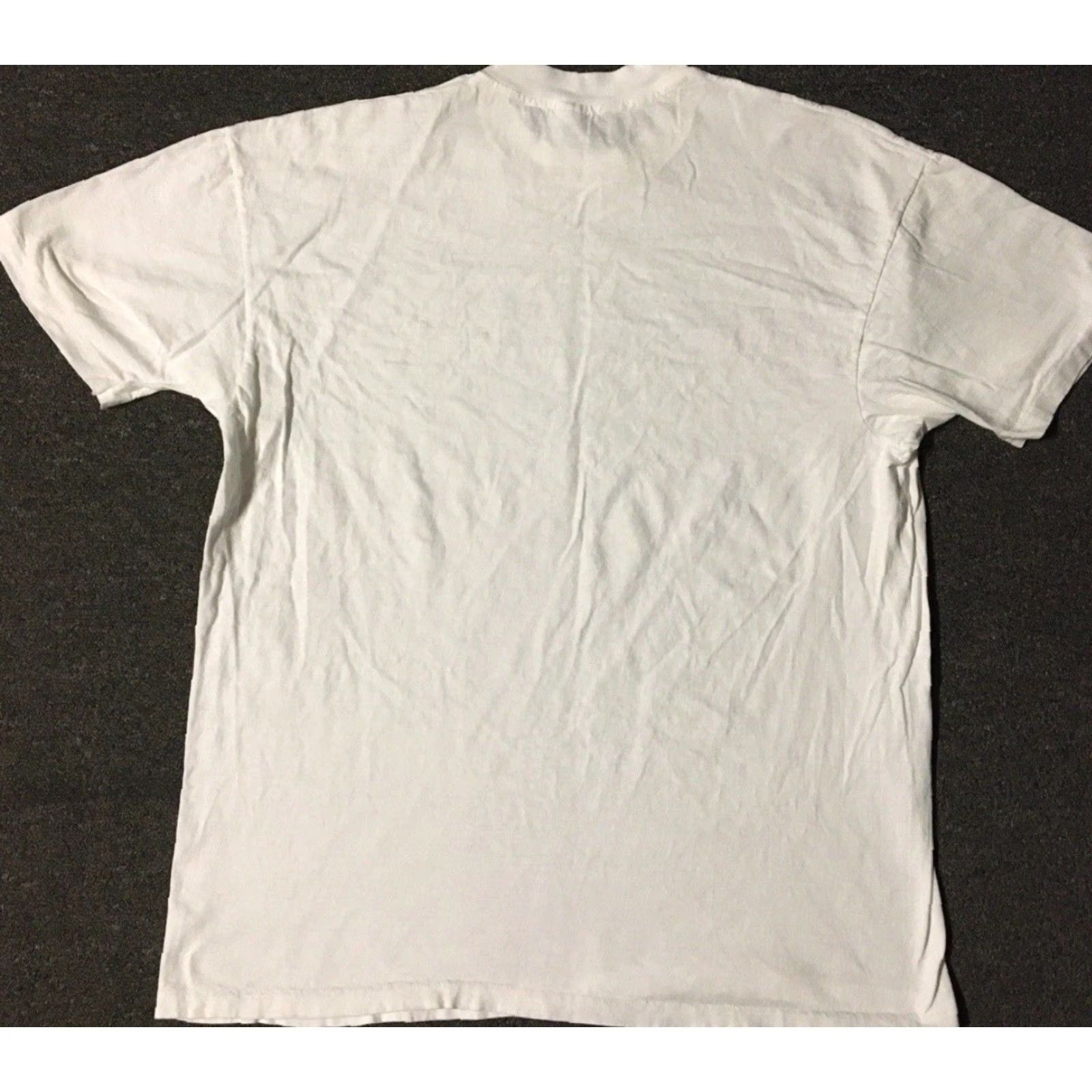 Hanes VINTAGE Hanes T-Shirt 80s 90s Faded White M Surf Skate Grunge Punk Trucker Rock Biker 90s USA Mens Shirt Size US M / EU 48-50 / 2 - 7 Thumbnail