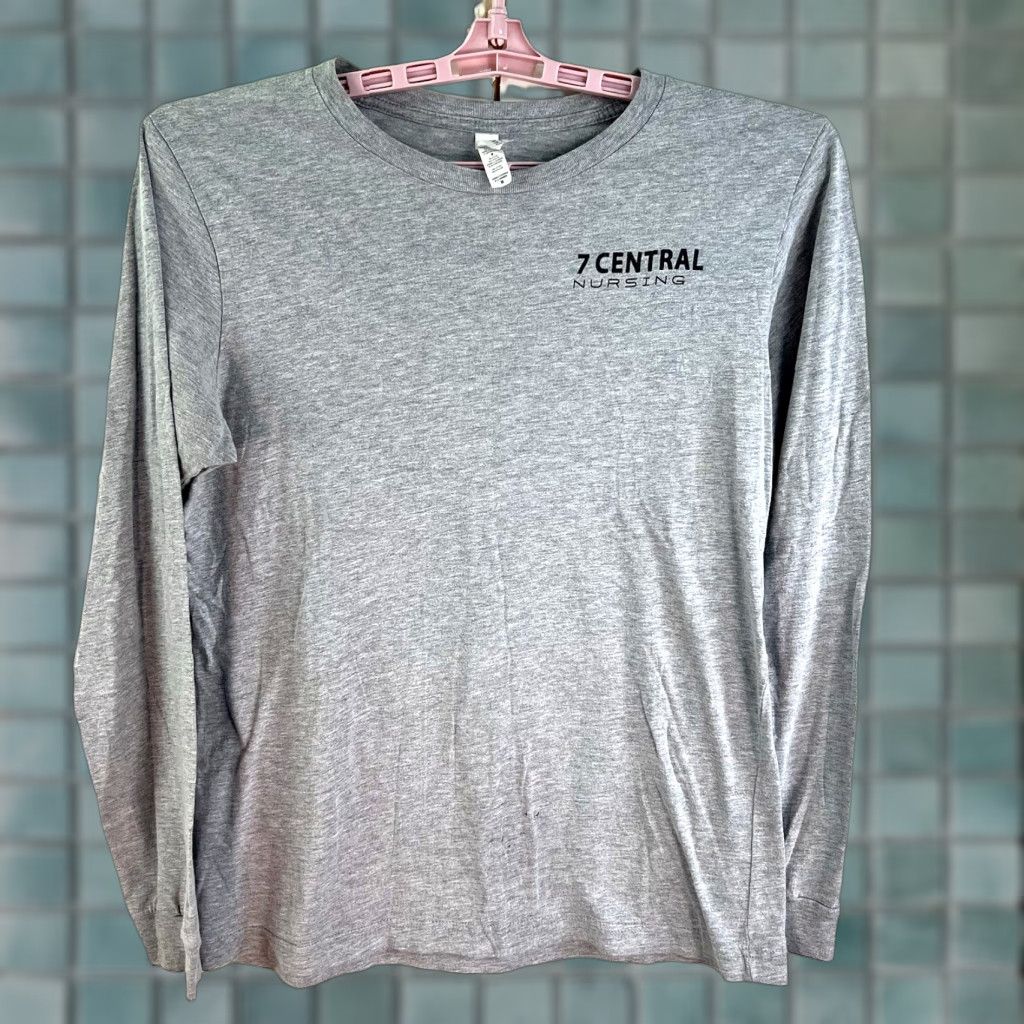 Vintage VINTAGE Bella + Canvas T-Shirt Central Nursing Bone Warrior 7 Gray Adult M Crew Neck Long Sleeve Graphic Print Skull Theme Men Size US M / EU 48-50 / 2 - 1 Thumbnail