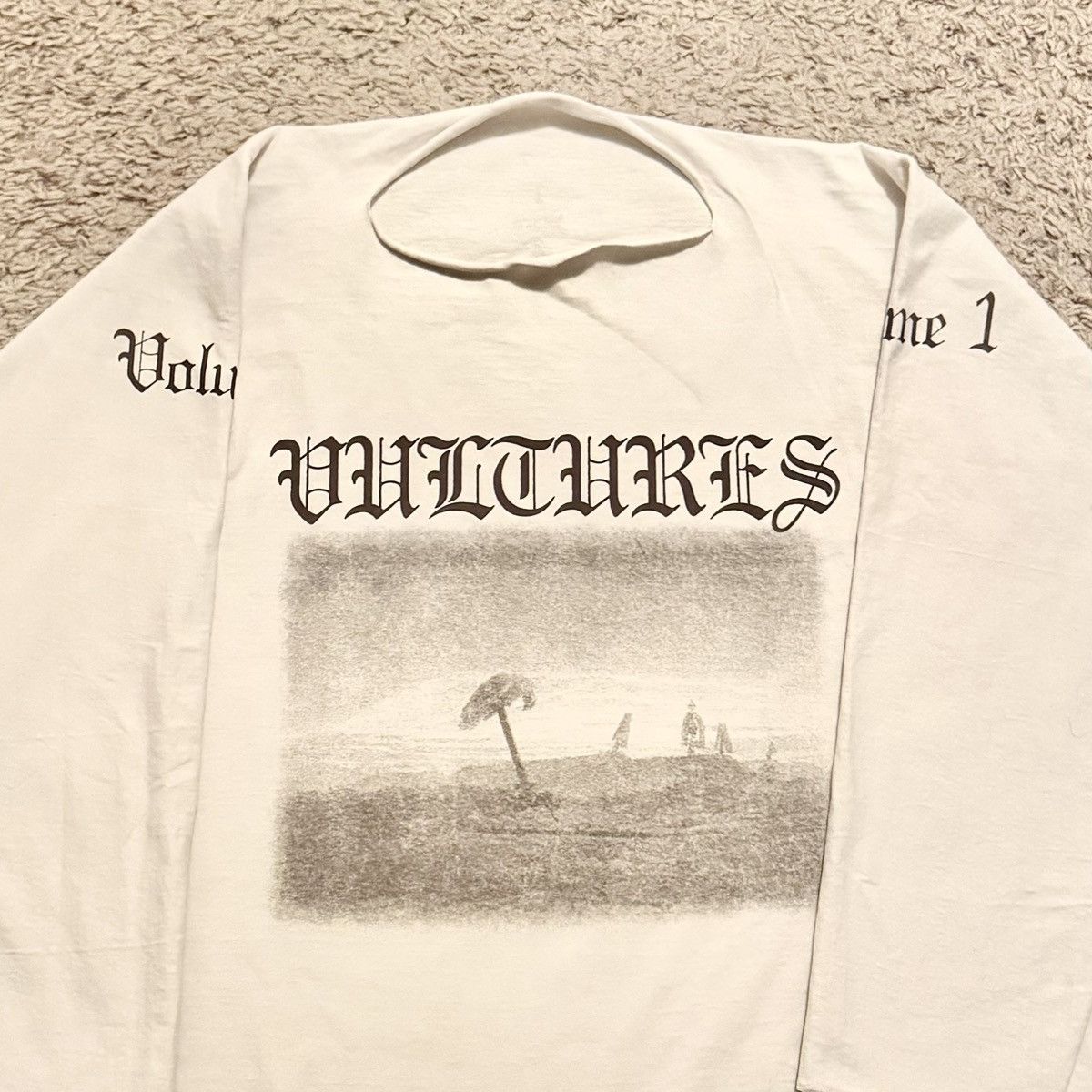 Kanye West Kanye West Vultures Long Sleeve Tee XL Size US XL / EU 56 / 4 - 2 Thumbnail