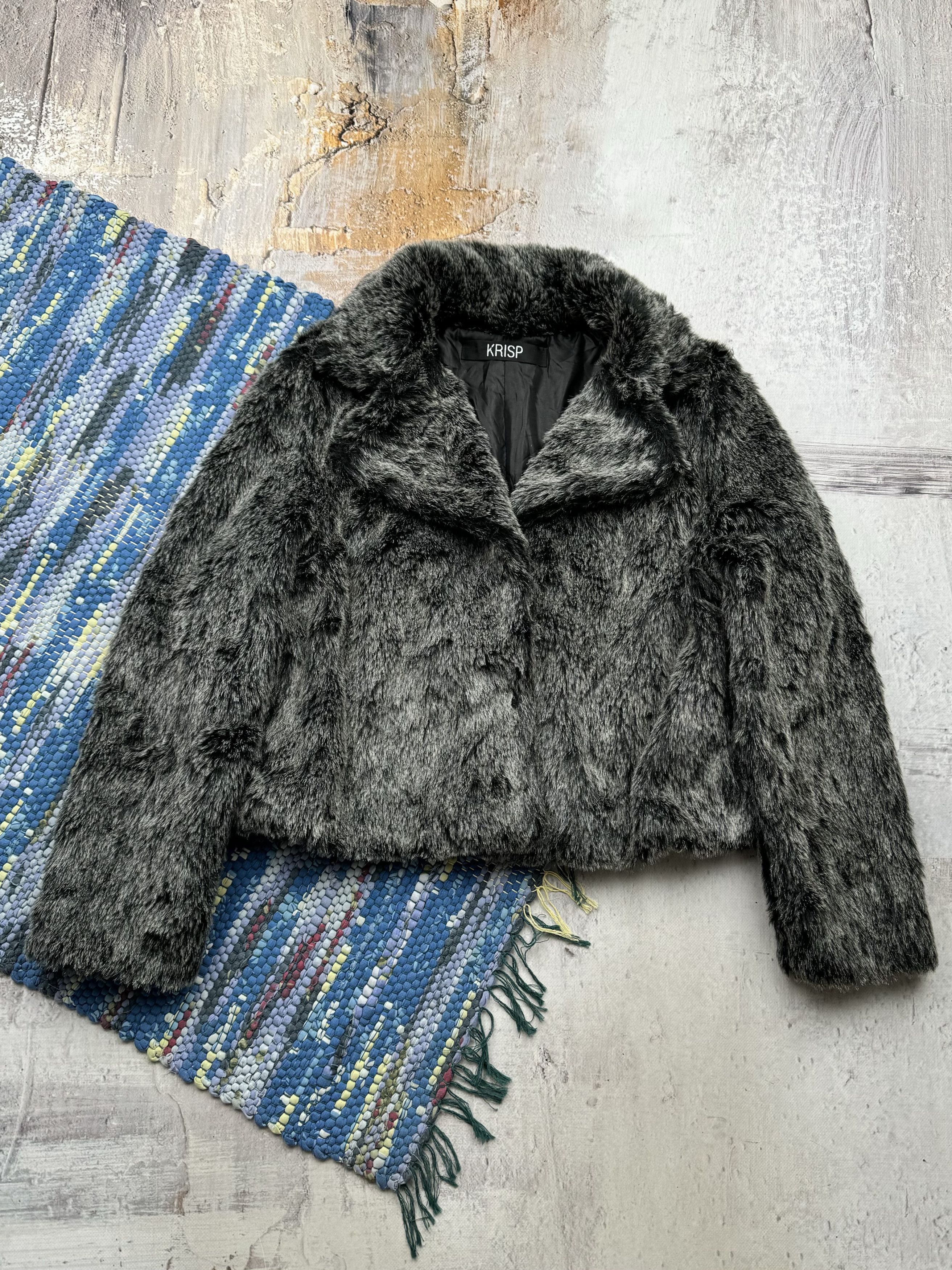 Vintage Vintage Cropped Faux Fur Coat A687D15(378) Size M / US 6-8 / IT 42-44 - 1 Thumbnail