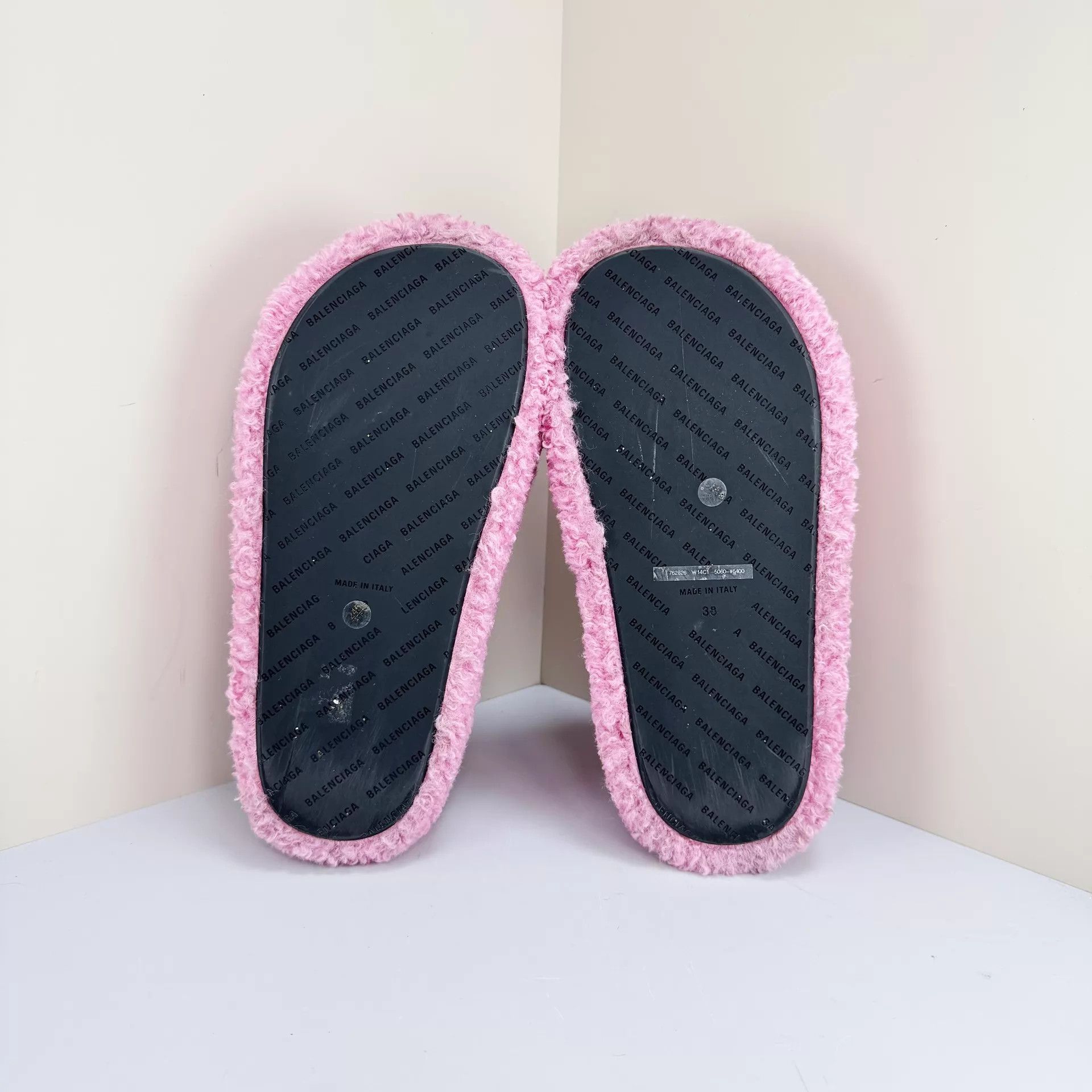 Balenciaga Balenciaga 25ss Qixi Heart Slippers 38 99New Size US 7.5 / IT 37.5 - 5 Thumbnail