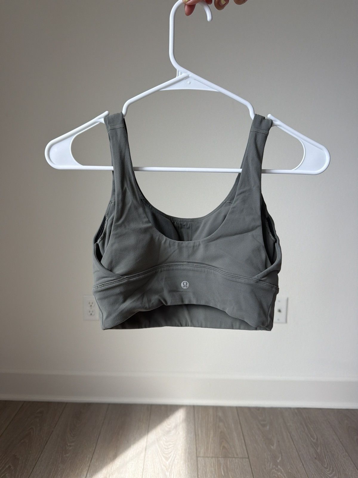 Lululemon Lululemon olive green tank top Size M / US 6-8 / IT 42-44 - 2 Thumbnail