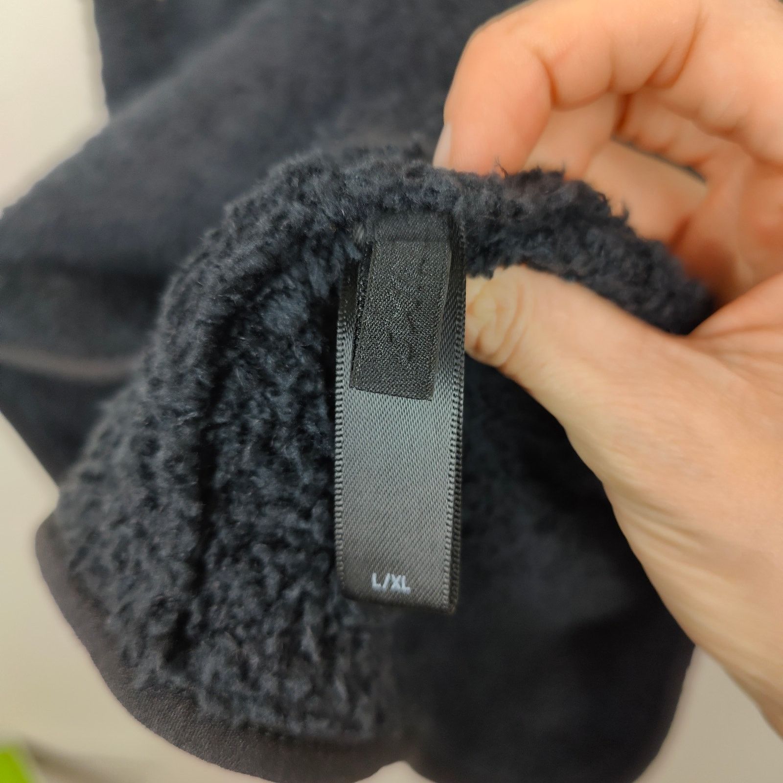 SKIMS Skims Cozy Knit Pullover L/XL Black Teddy 1/4 Snap Button Size XL / US 12-14 / IT 48-50 - 6 Thumbnail