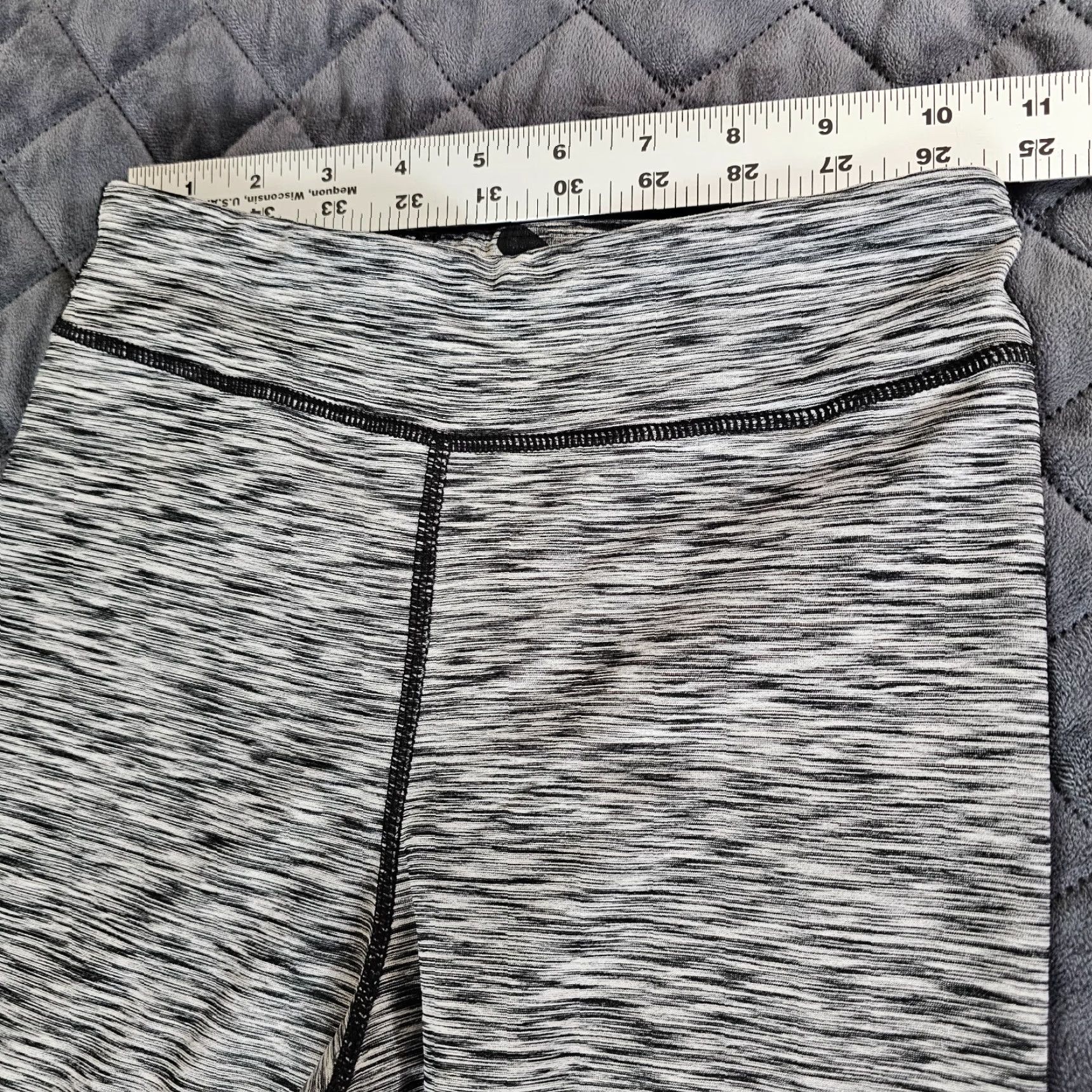 Fila FILA Leggings Heather Gray Mid Rise Size M 10-12 Cropped Athletic Gym Running Size 32" / US 10 / IT 46 - 5 Thumbnail