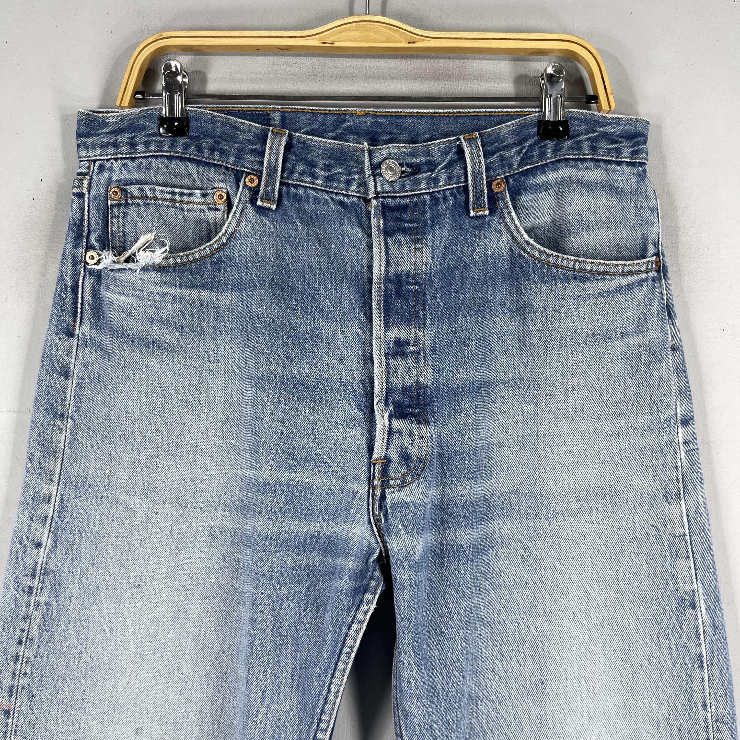 Levi's × Vintage Size 34 Vintage Levis 501xx Distressed Medium Washed Jeans Size US 34 / EU 50 - 2 Thumbnail