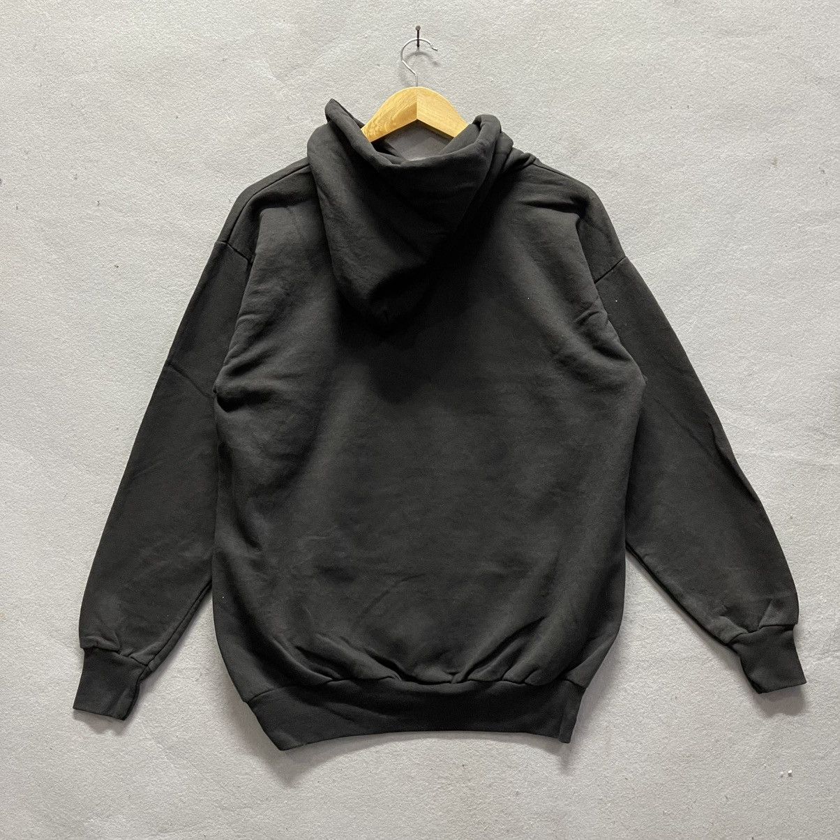 Hanes Vintage Hanes ComfortBlend Hoodie – Disney Mickey & Friends Size US M / EU 48-50 / 2 - 6 Thumbnail
