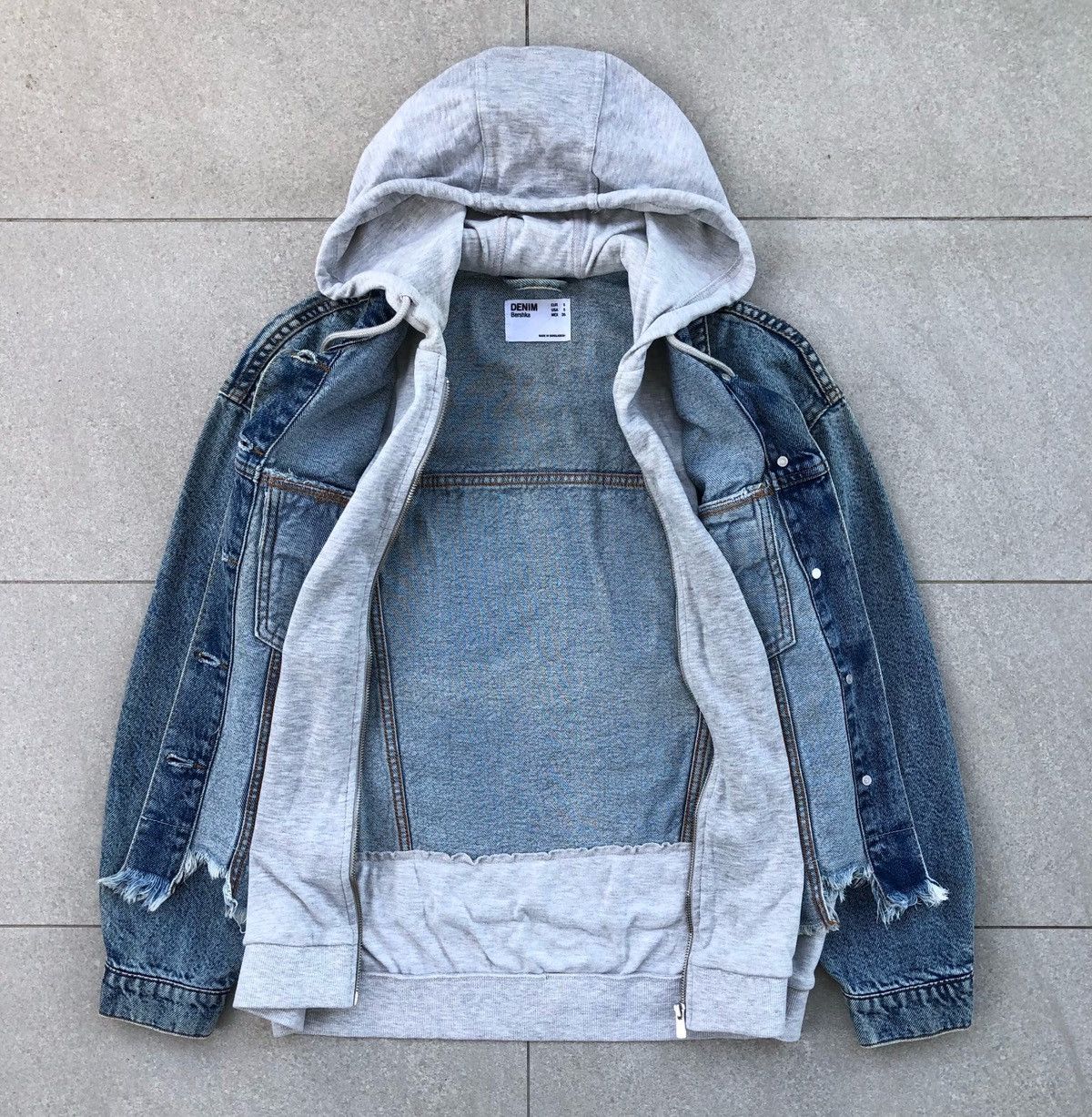 Bershka Bershka Denim Distressed Hoodie Jacket Size US S / EU 44-46 / 1 - 5 Thumbnail