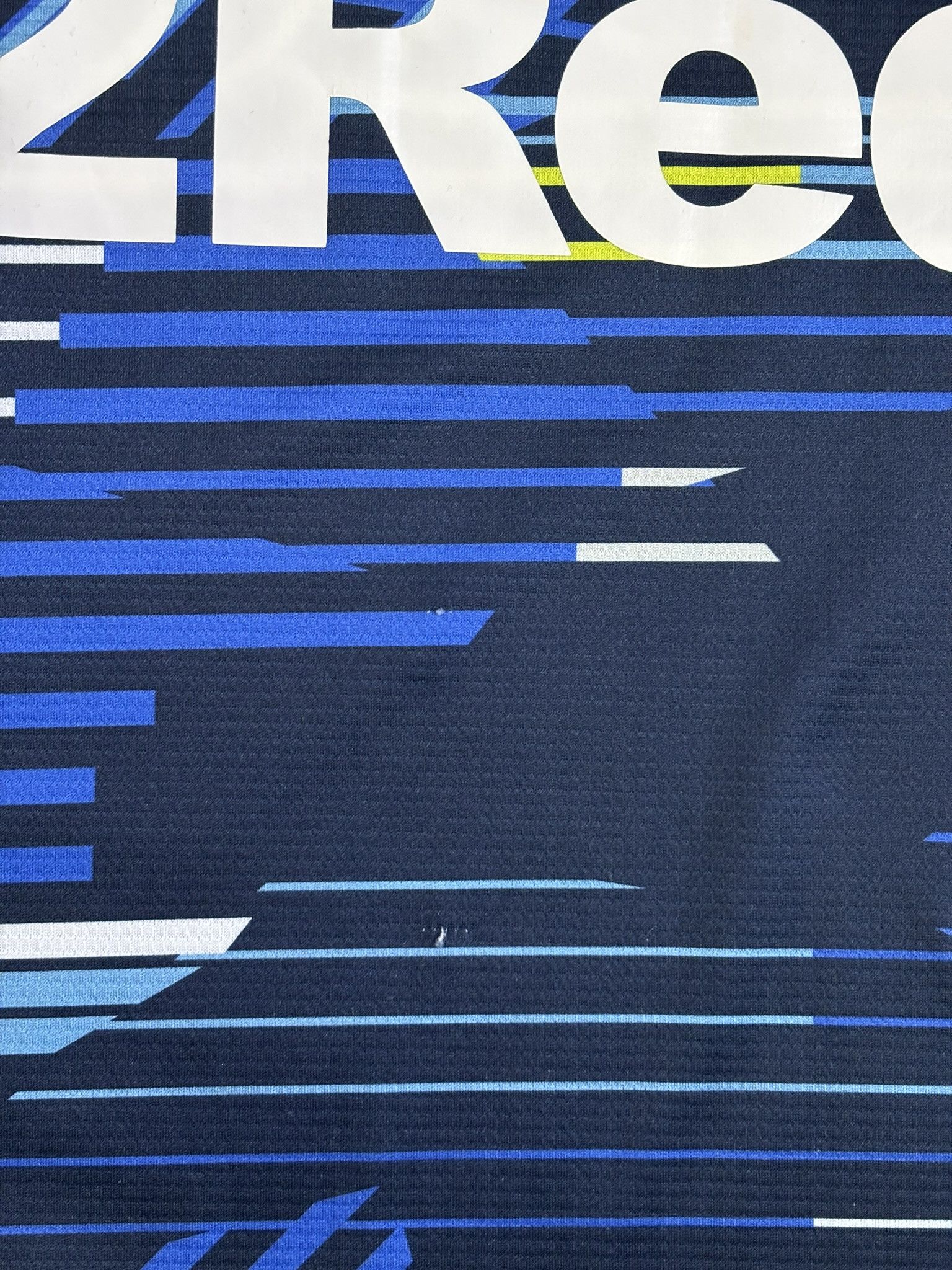 Kappa Leeds United 2018/2019 Kappa Football Jersey Size L Size US L / EU 52-54 / 3 - 9 Thumbnail