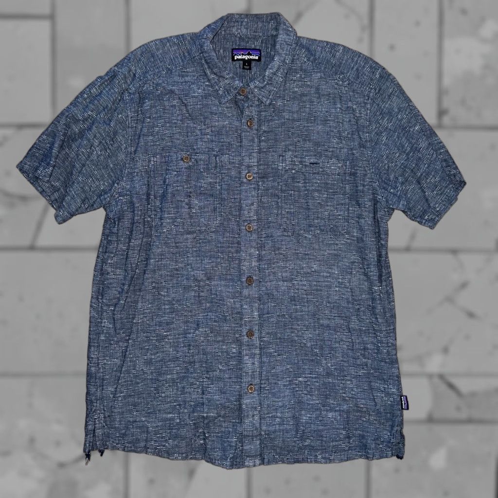 Patagonia Patagonia Button-Up Shirt Mens Size L Gray Short Sleeve Size US L / EU 52-54 / 3 - 1 Thumbnail