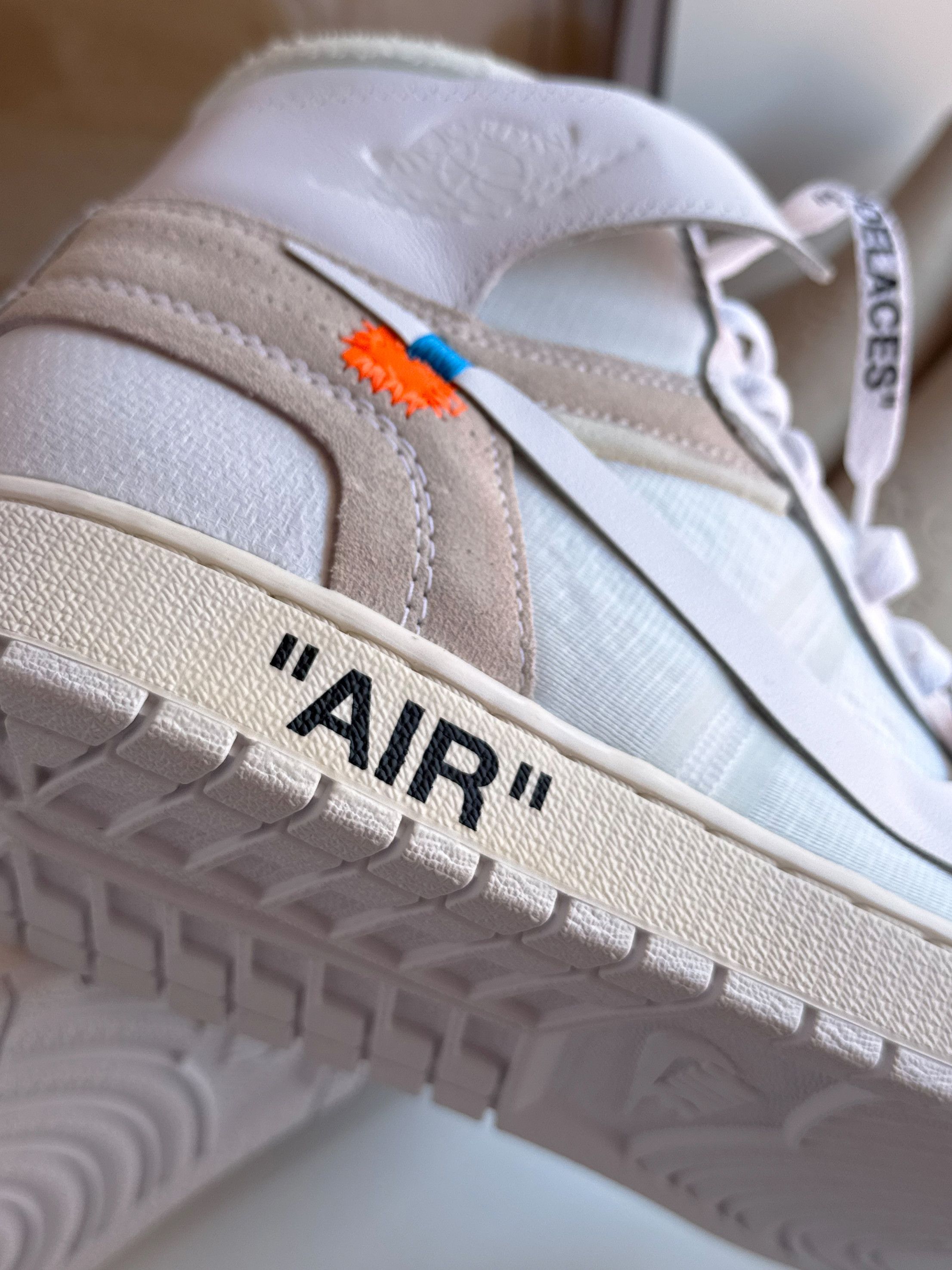 Jordan Brand × Off-White Air Jordan 1 Retro x Off-White (Virgil Abloh) Euro 17 Alaska Size US 13 / EU 46 - 6 Thumbnail