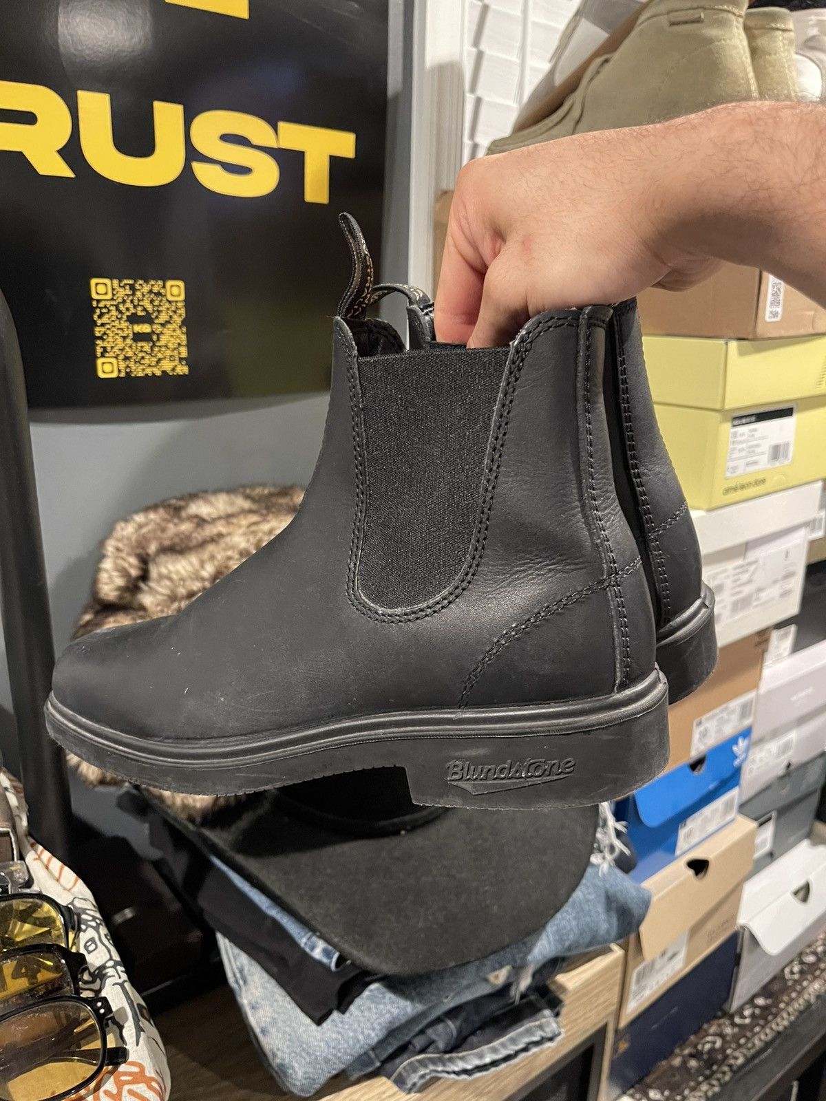Blundstone BLUNDSTONE Black chelsea boot Size US 8.5 / EU 41-42 - 2 Thumbnail