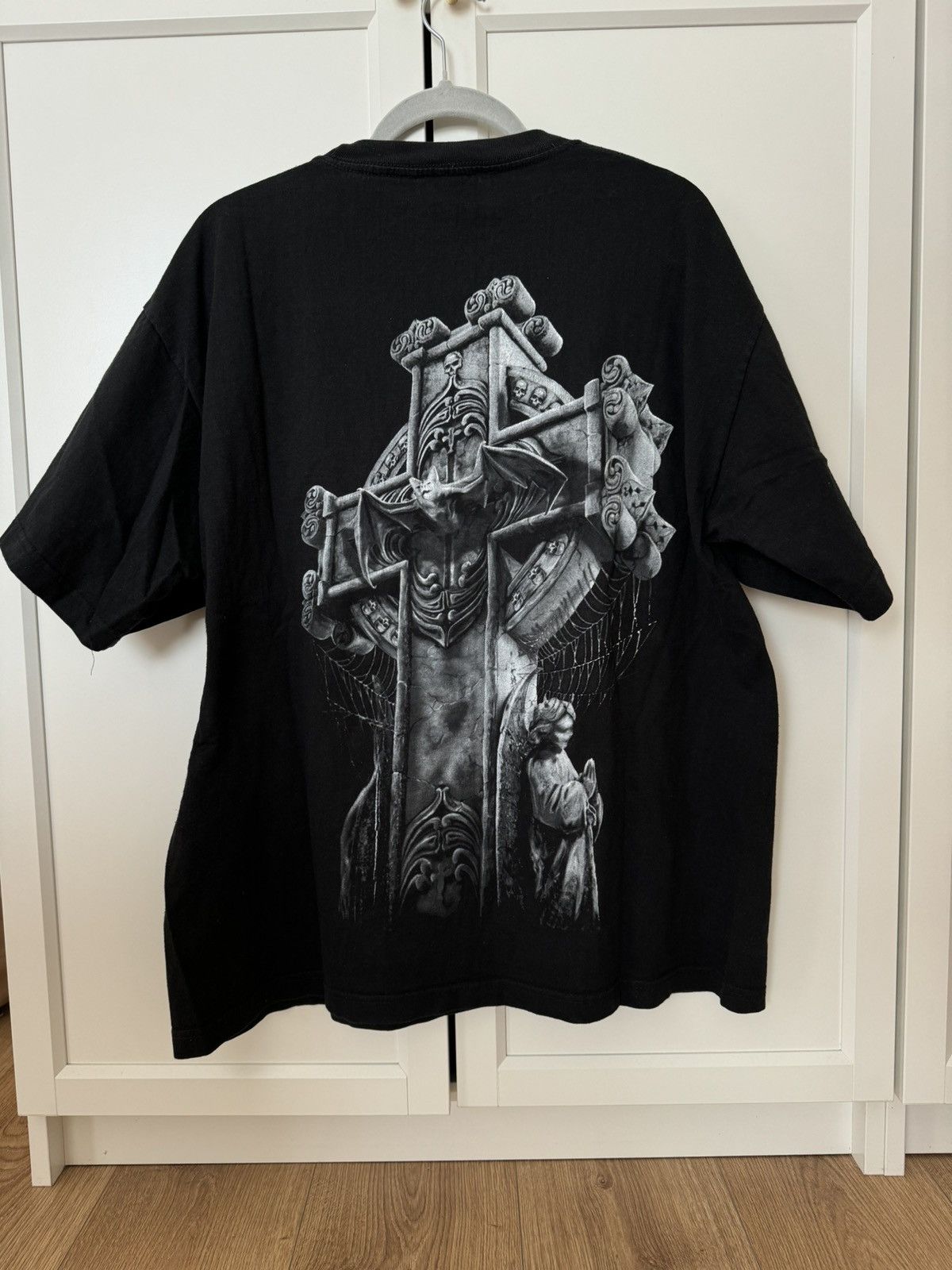 Vintage Gothic T shirt Skull with cross nice print 💀❤️ Size US XL / EU 56 / 4 - 1 Thumbnail