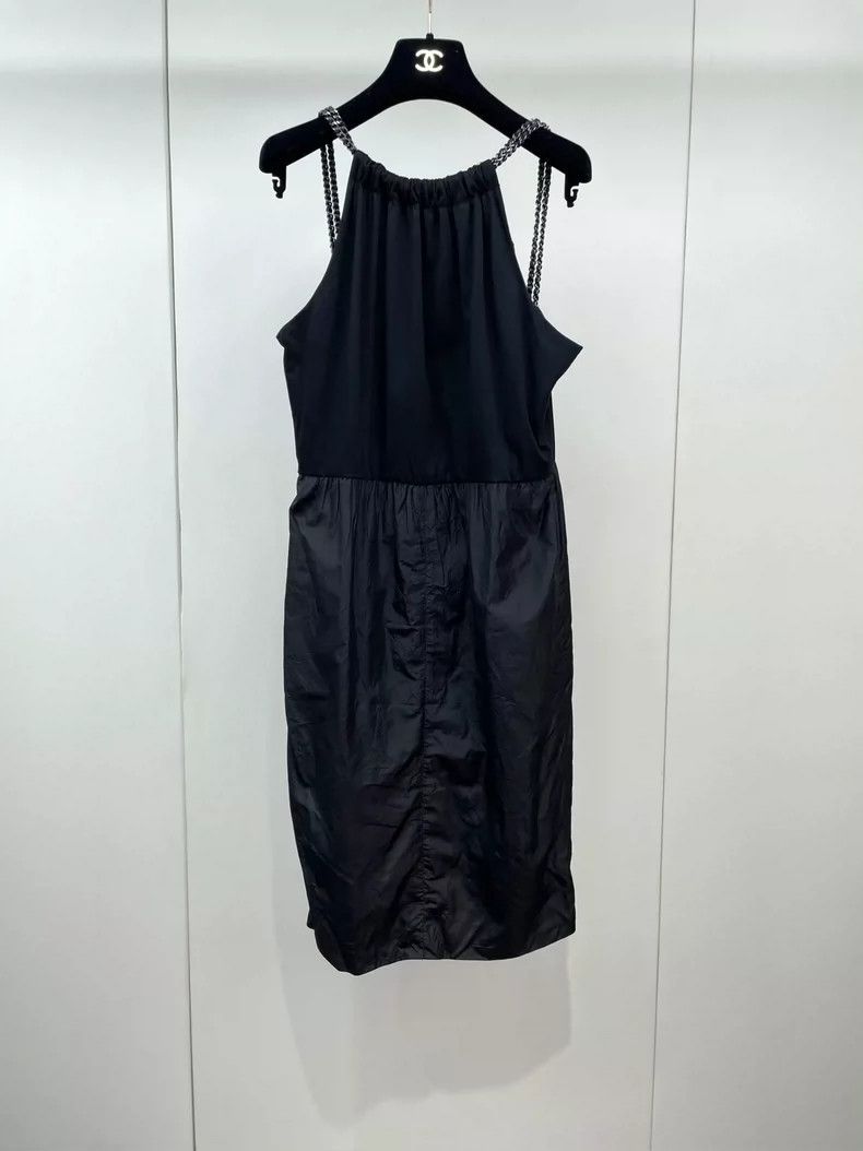 Chanel Chanel Black chain dress Size XS / US 0-2 / IT 36-38 - 1 Thumbnail