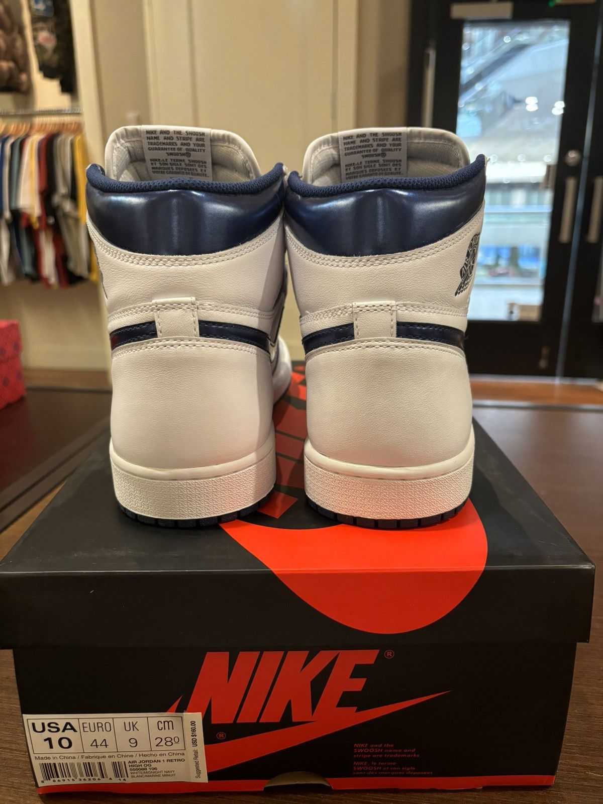Jordan Brand Jordan 1 retro high OG metallic navy Size US 10 / EU 43 - 6 Thumbnail