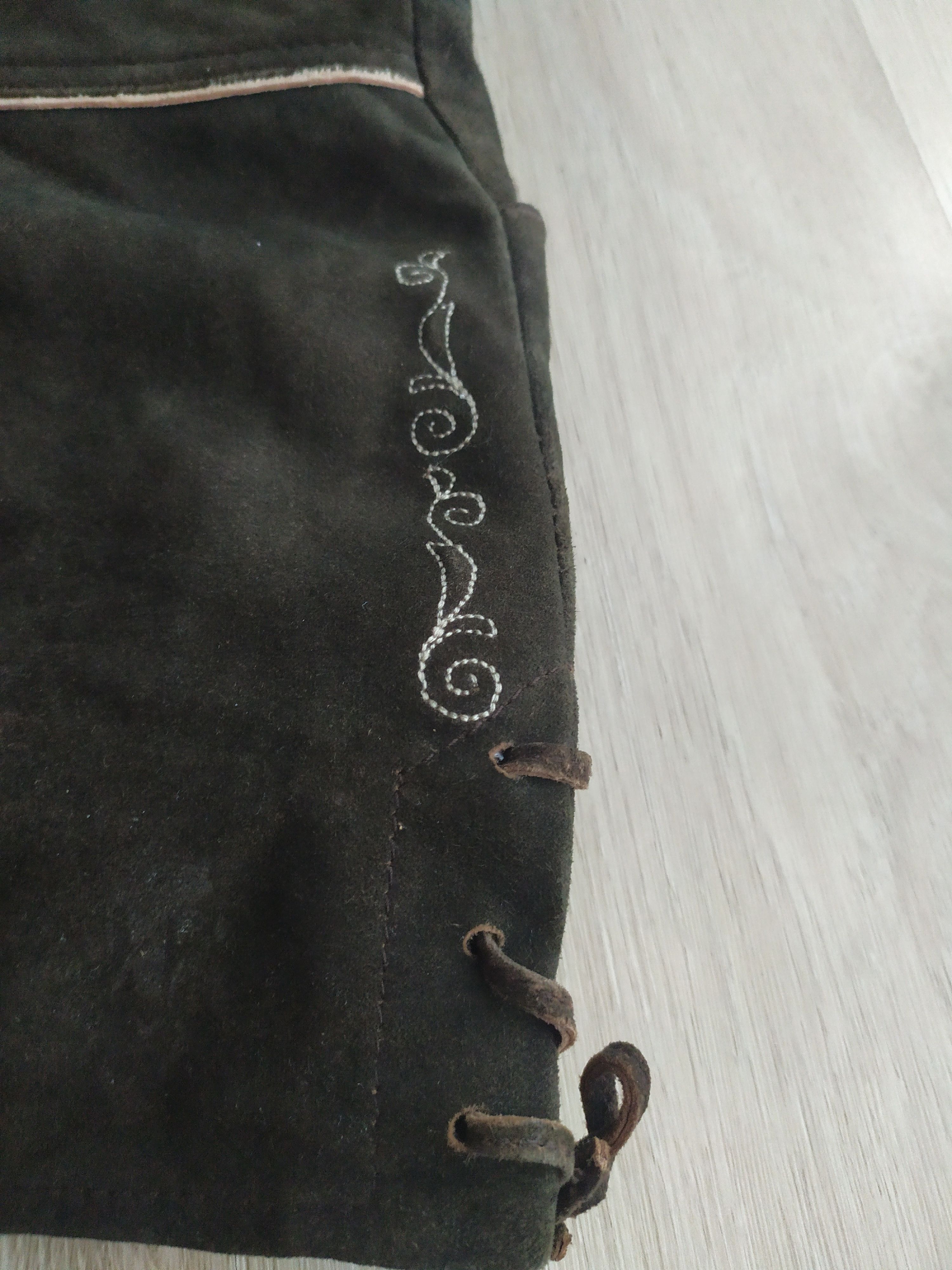 The Difference Women Lederhosen German Traditional Leather Shorts drindl Size 32" / US 10 / IT 46 - 7 Thumbnail