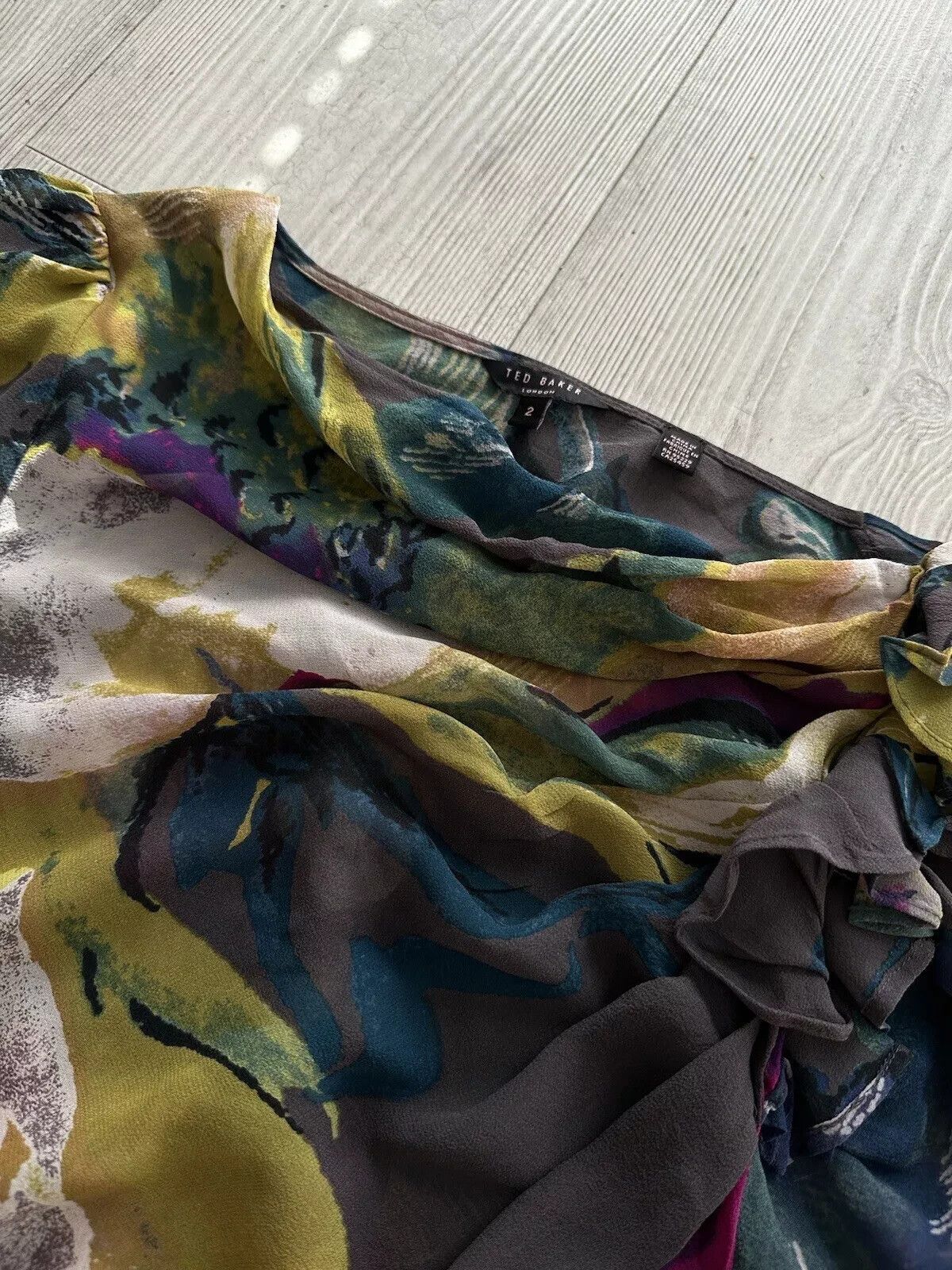 Ted Baker Ted Baker Silk Mesh Multicolor Top Blouse Size 2 Size M / US 6-8 / IT 42-44 - 11 Thumbnail