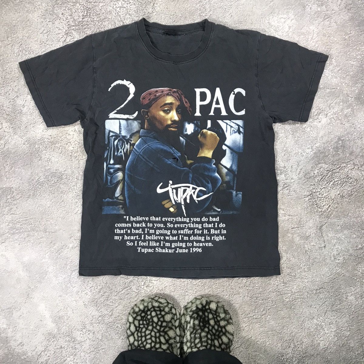 Vintage Vintage 90s Tupac Graphic Tee Sun Faded Hip Hop Streetwear S Size US S / EU 44-46 / 1 - 1 Thumbnail