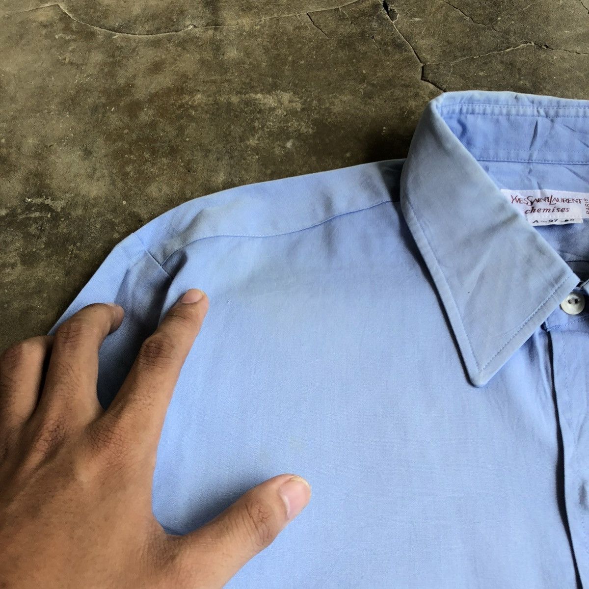 Yves Saint Laurent 1990s Yves Saint Laurent Chemises Paris Basic Shirt Blue Size US S / EU 44-46 / 1 - 8 Thumbnail