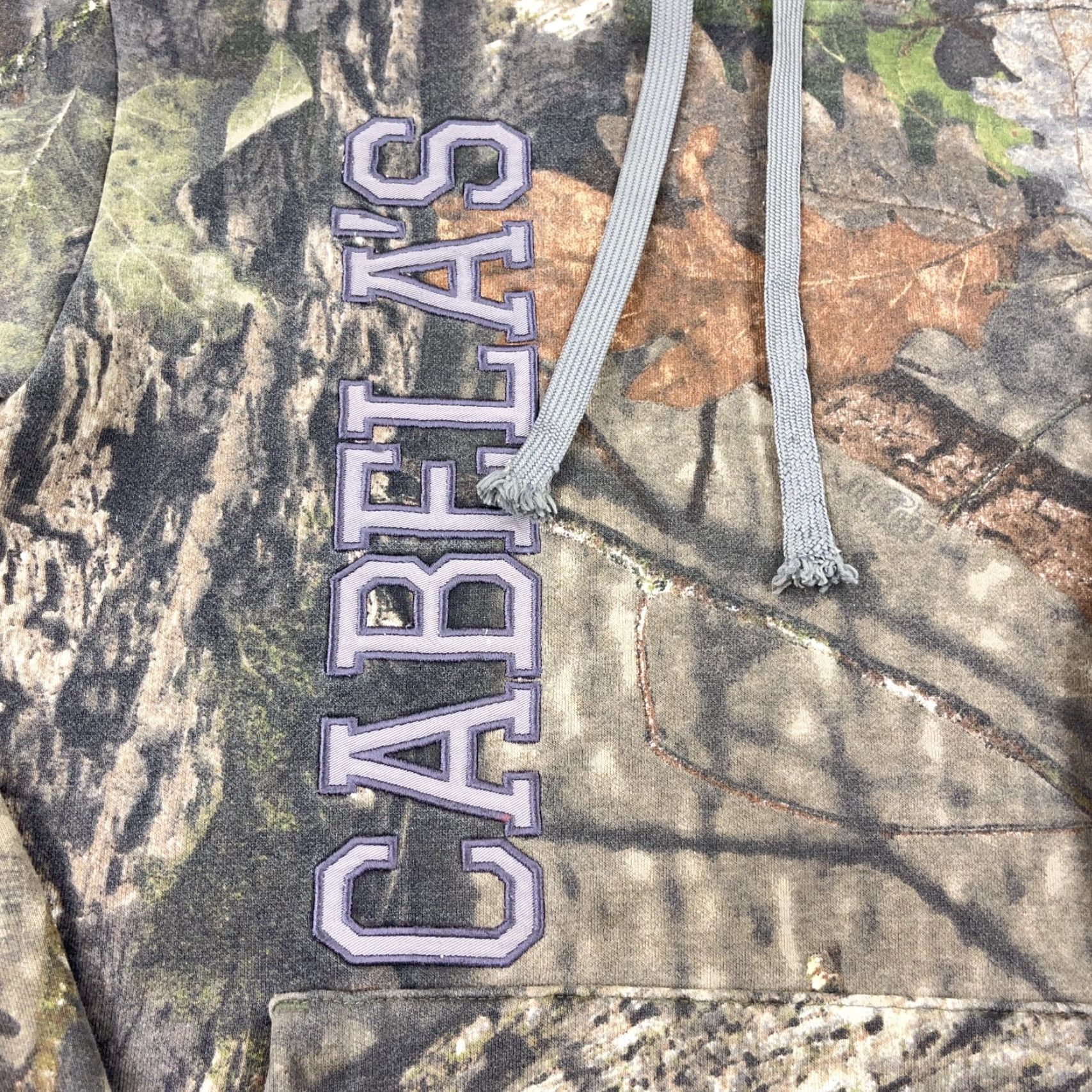 Vintage VINTAGE Cabela's Camouflage Hoodie Men Small Sweatshirt VTG Y2K Hunting Retro Adult Size US S / EU 44-46 / 1 - 5 Thumbnail