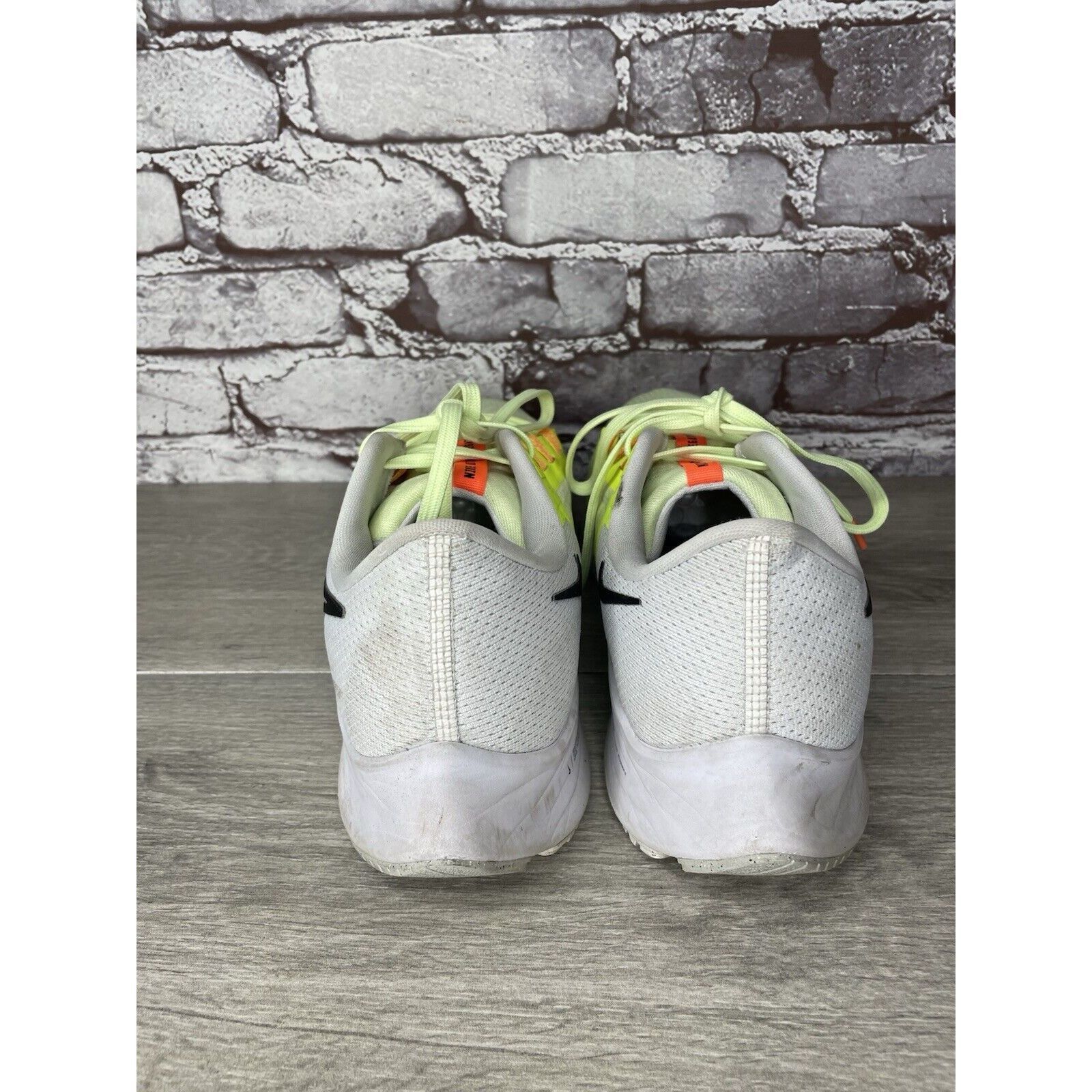 Nike Nike Air Zoom Pegasus 38 Barely Volt Running Shoes Men 11.5M Size US 11.5 / EU 44-45 - 4 Thumbnail