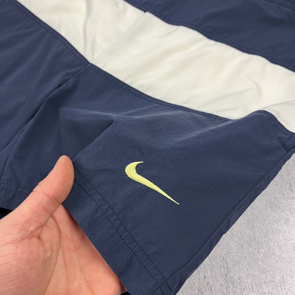 Nike Vintage Nike big swoosh surf y2k shorts 90’s Size US 34 / EU 50 - 5 Thumbnail