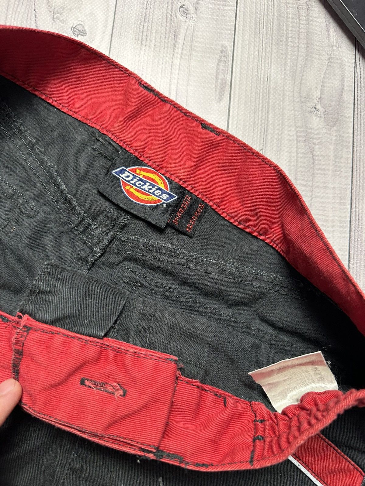 Dickies × Vintage Vintage Dickies cargo shorts size M red line rare distressed Size US 32 / EU 48 - 6 Thumbnail